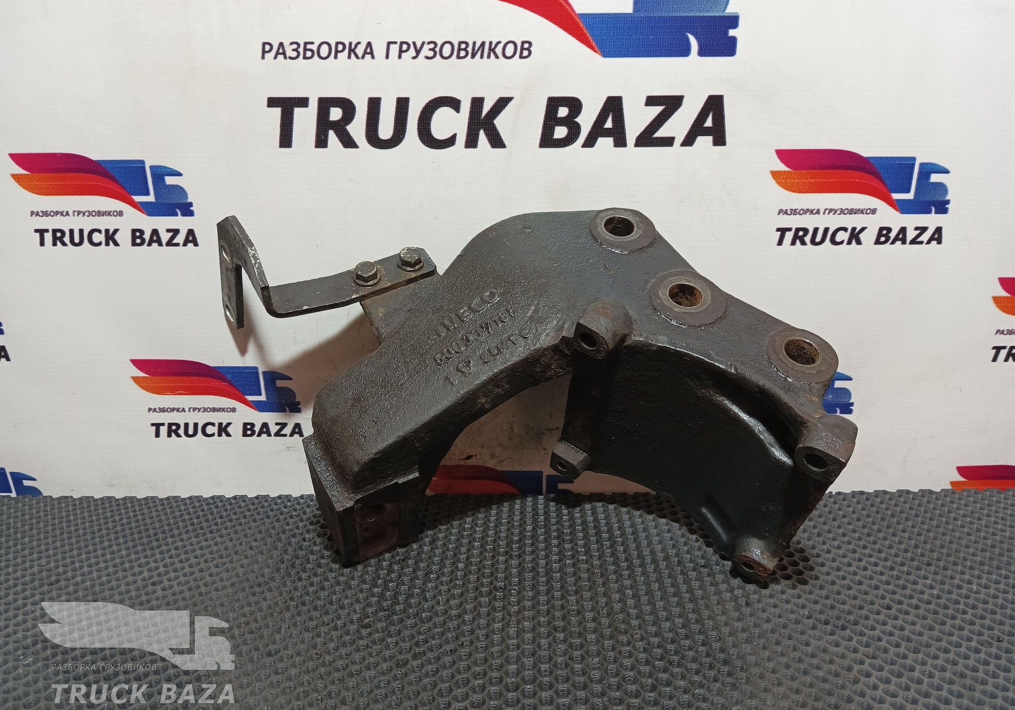 500307188 Кронштейн двигателя передний для Iveco