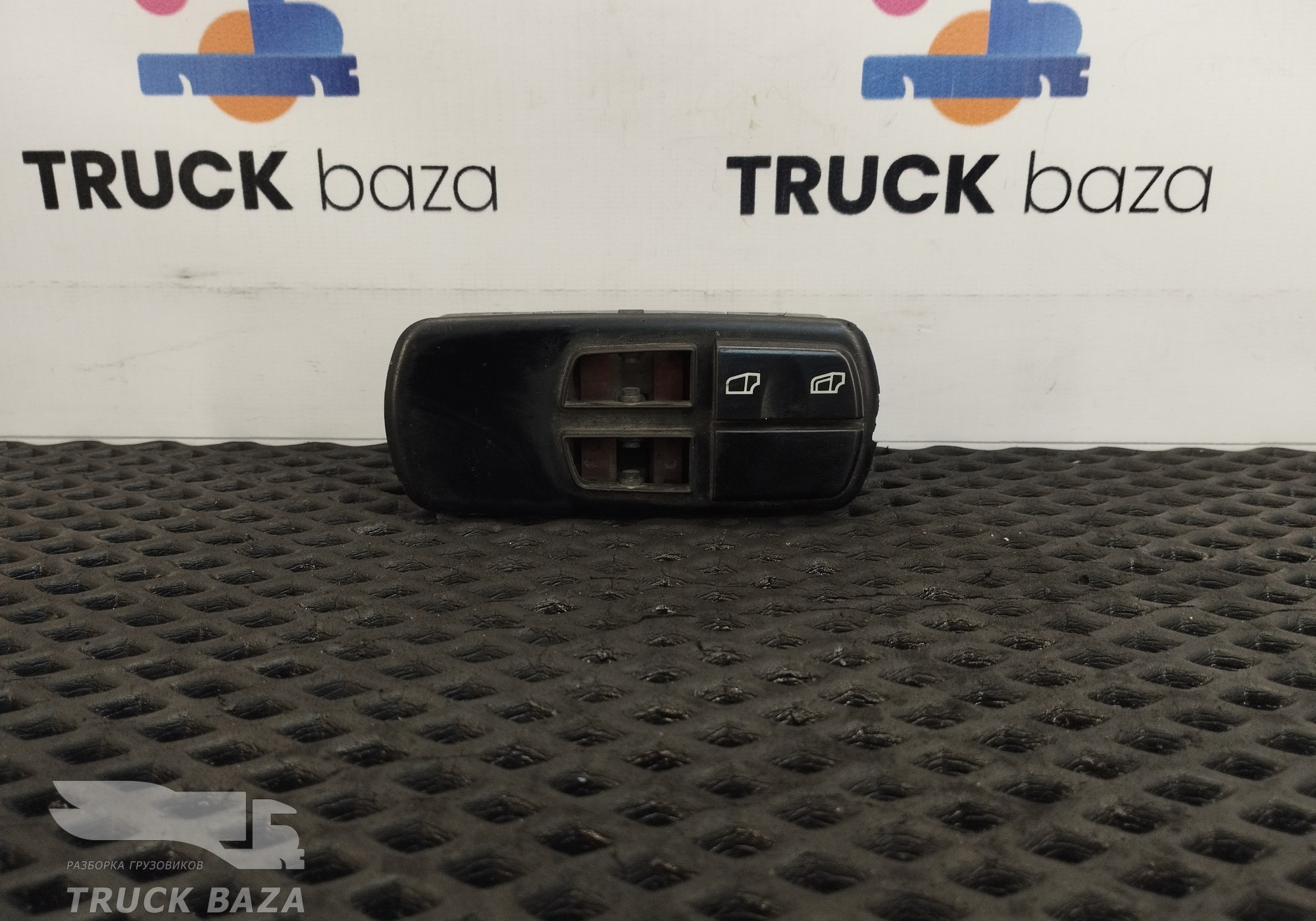 A0055451313 Блок стеклоподъемников правый для Mercedes-Benz Axor II (с 2004 по 2010)