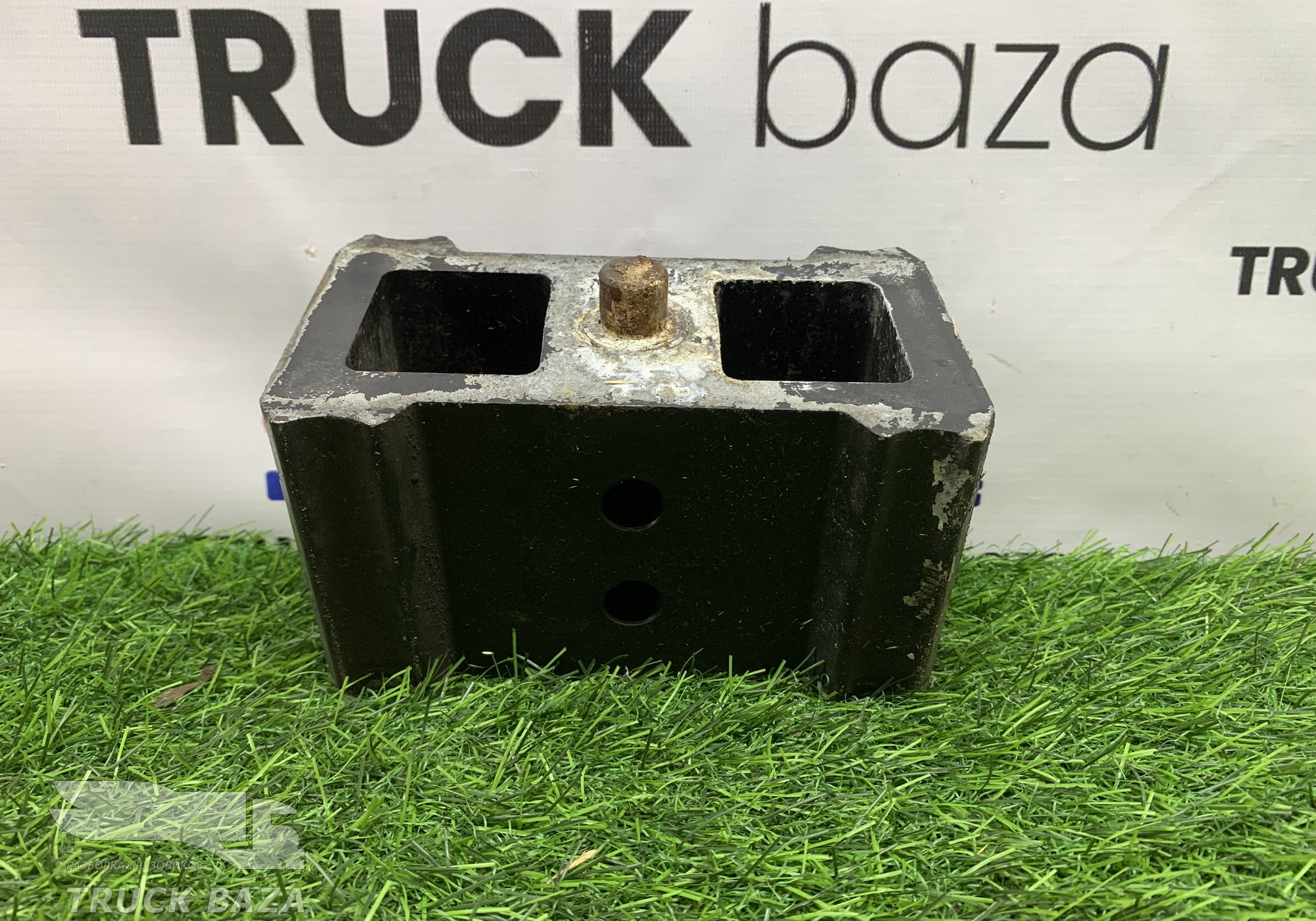 06461390007 Проставка рессоры передней