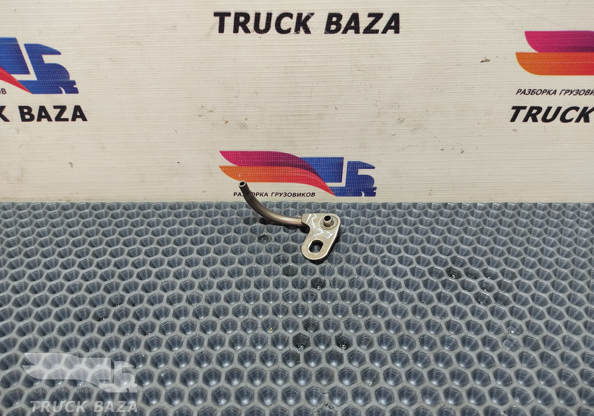 22577447 Форсунка масляная для Volvo FM