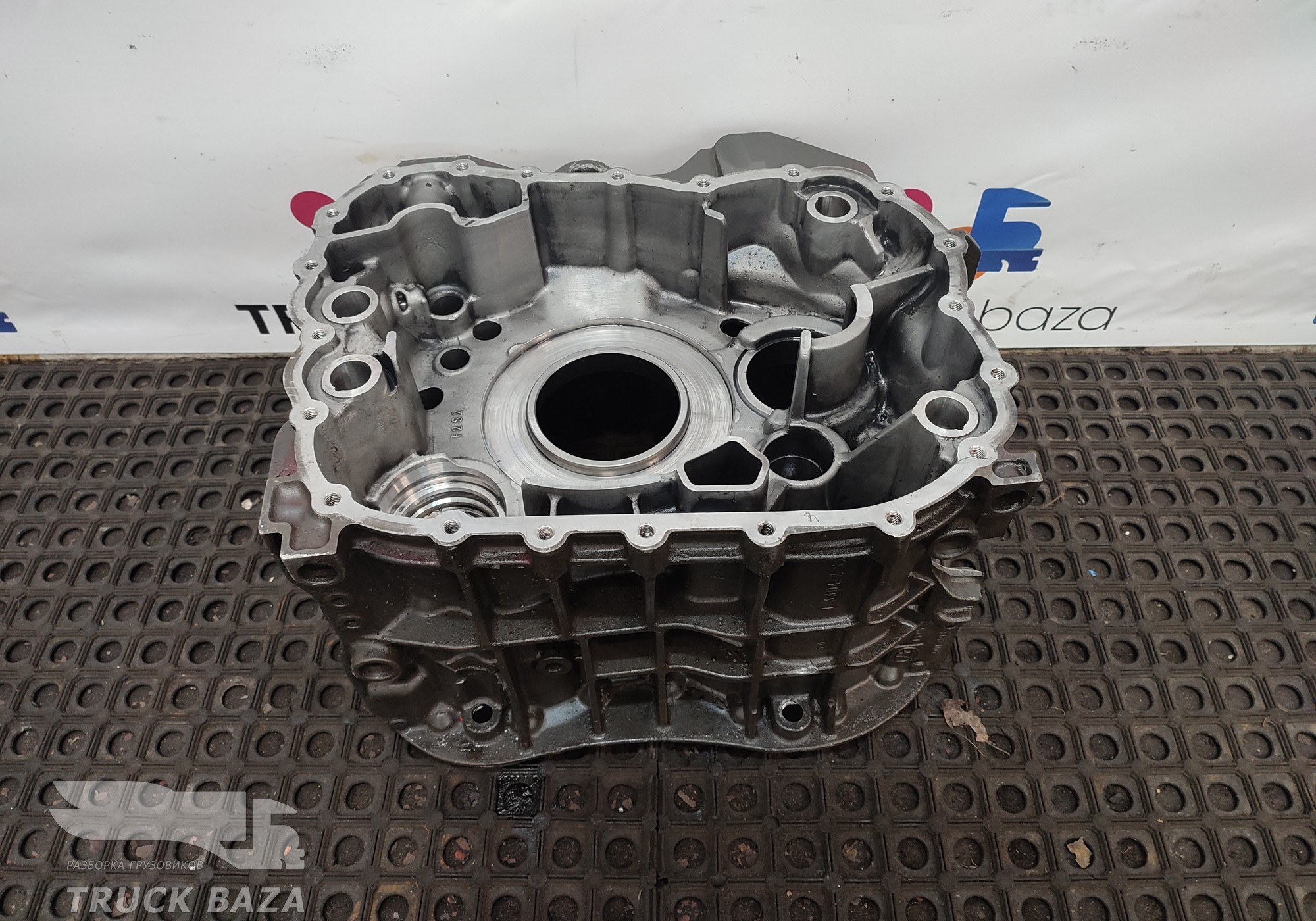 Корпус КПП ZF средняя часть для Daf XF105 (с 2005)