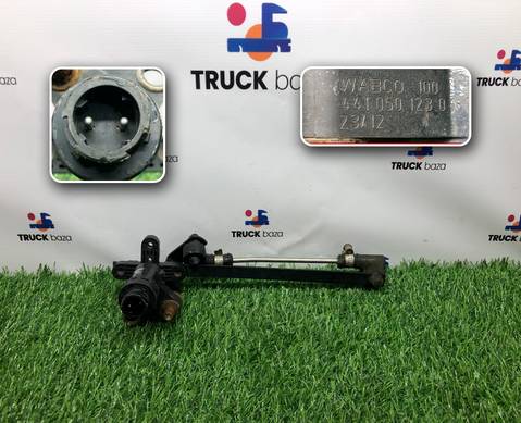 81259370040 Датчик уровня пола для Sinotruk Sitrak