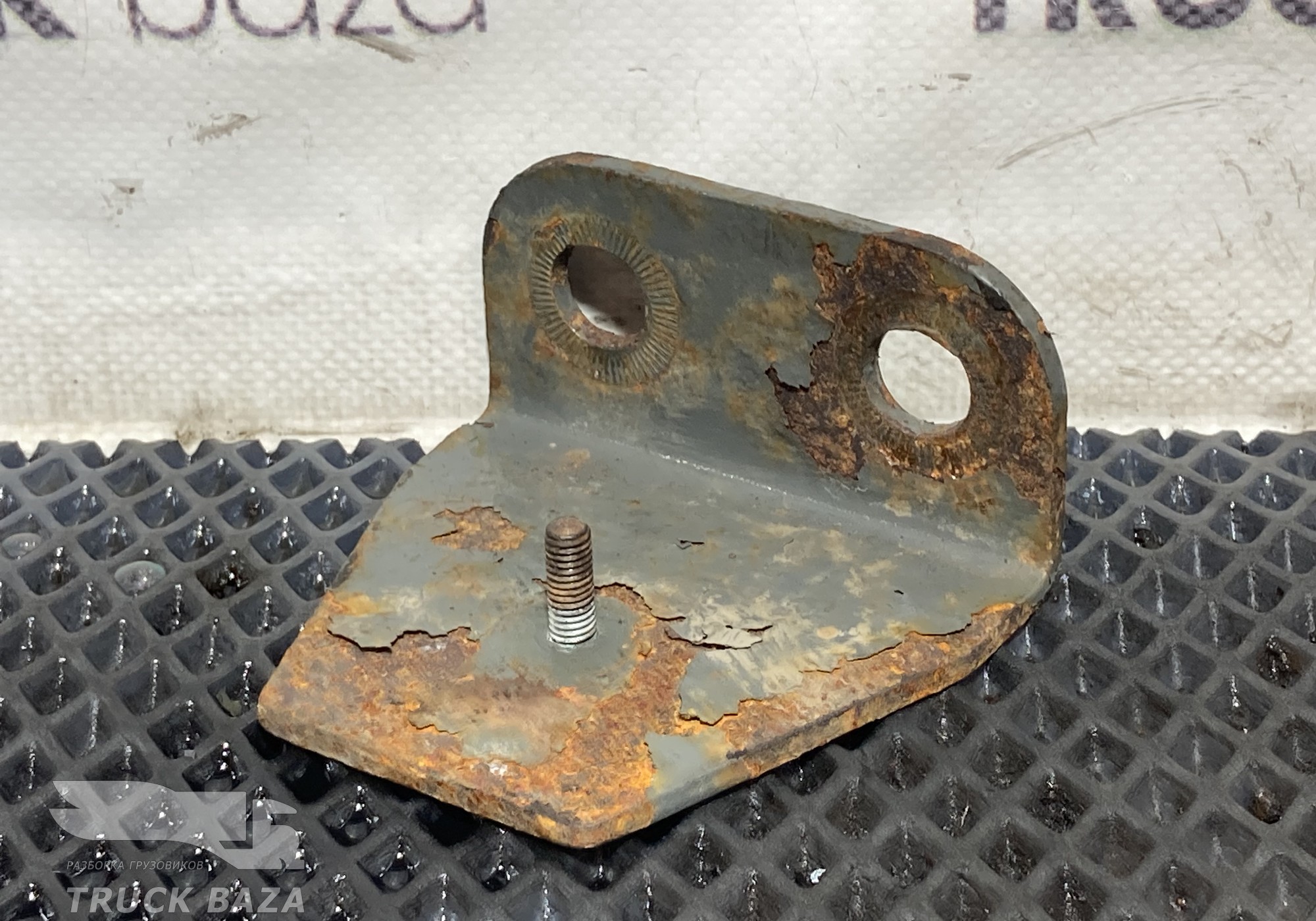 810W512405001 Кронштейн трубки компрессора для Sinotruk Sitrak C7H