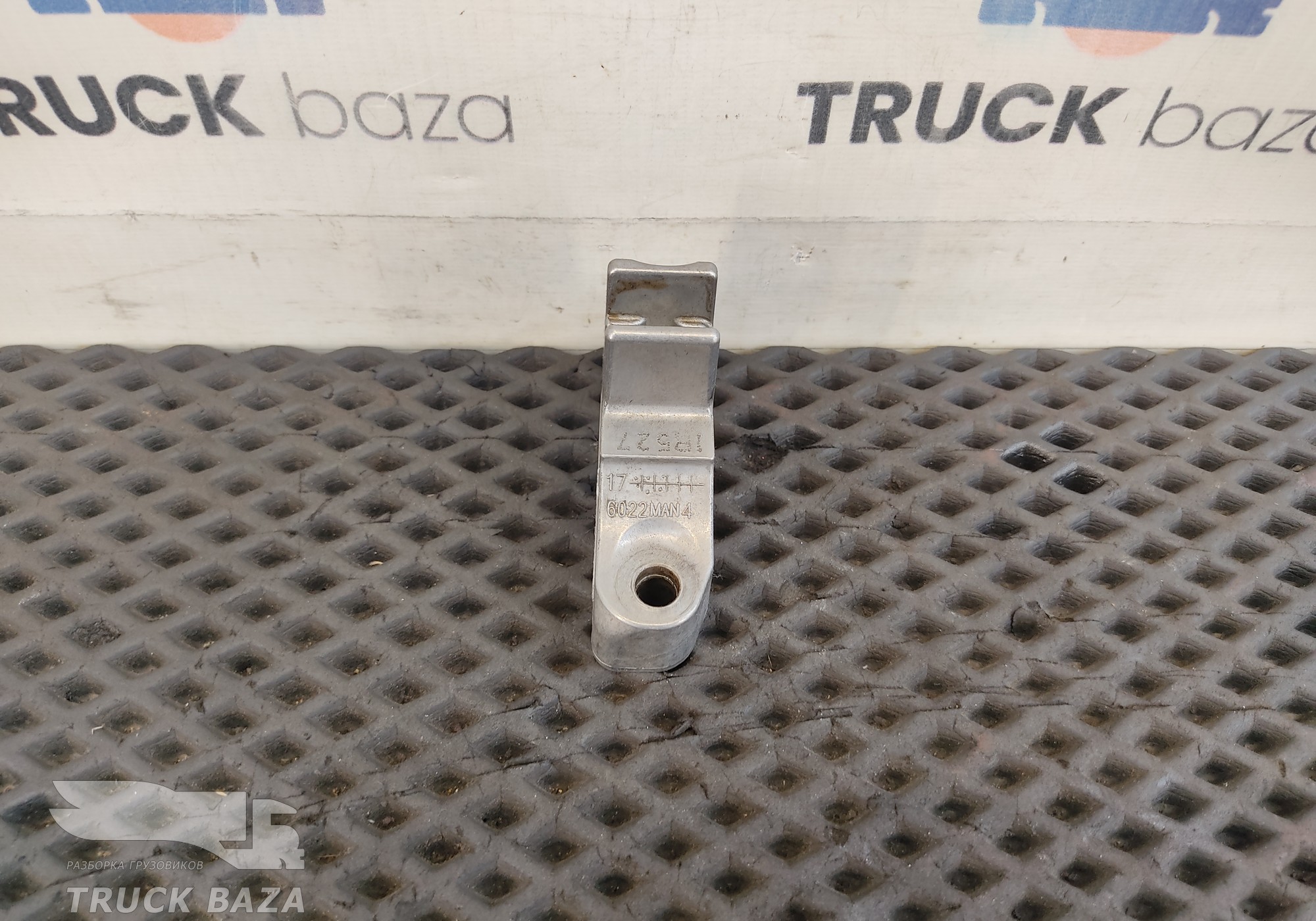 51031056022 Бугель распредвала для Man TGX II (с 2012)