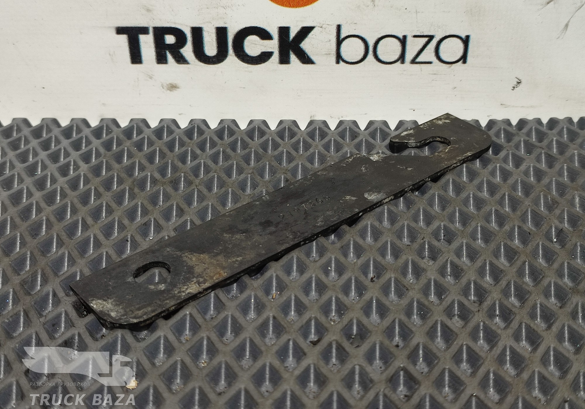 2797266 Кронштейн кожуха глушителя для Scania 6-series R (с 2016)