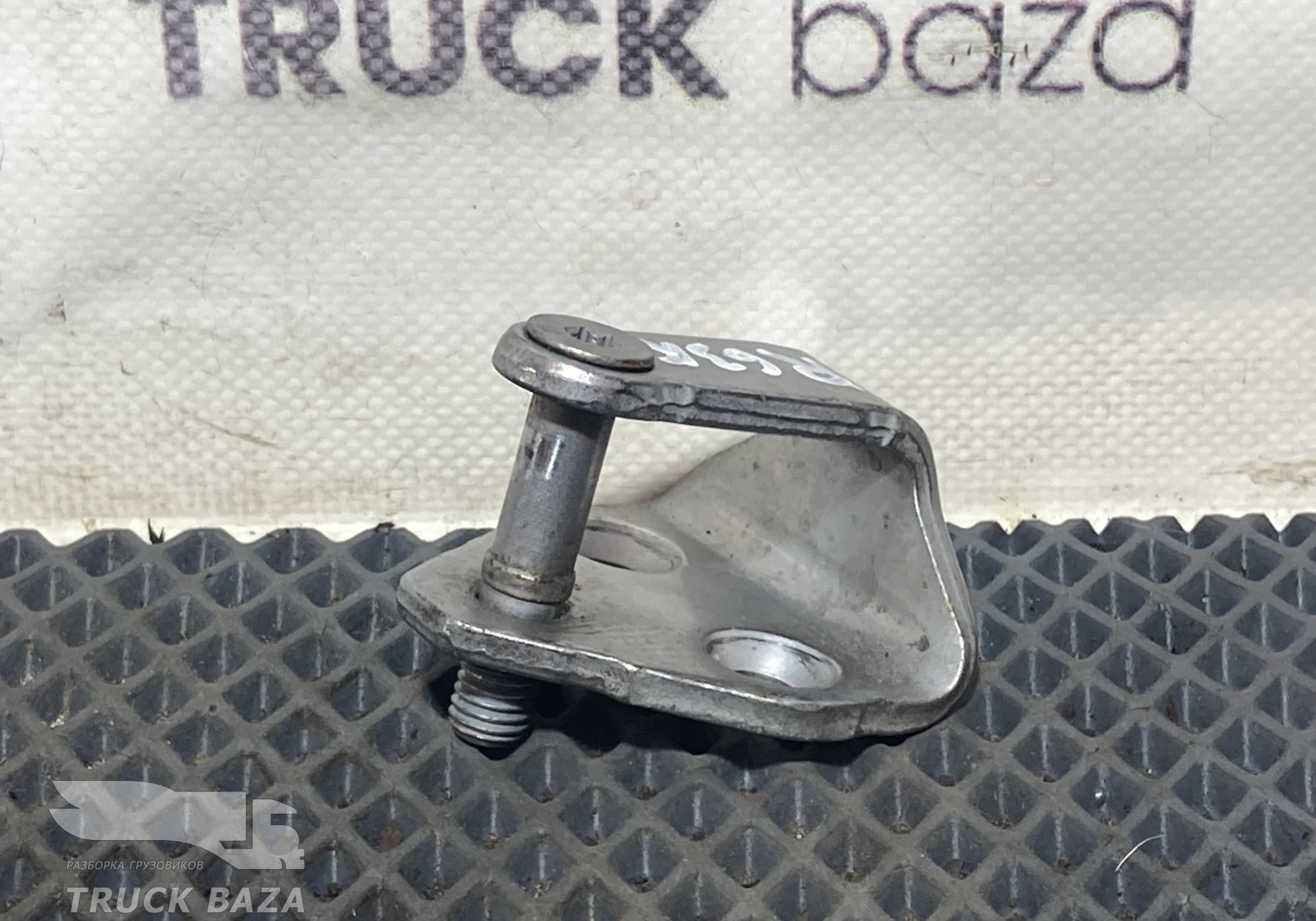 84201488 Ответная часть замка двери