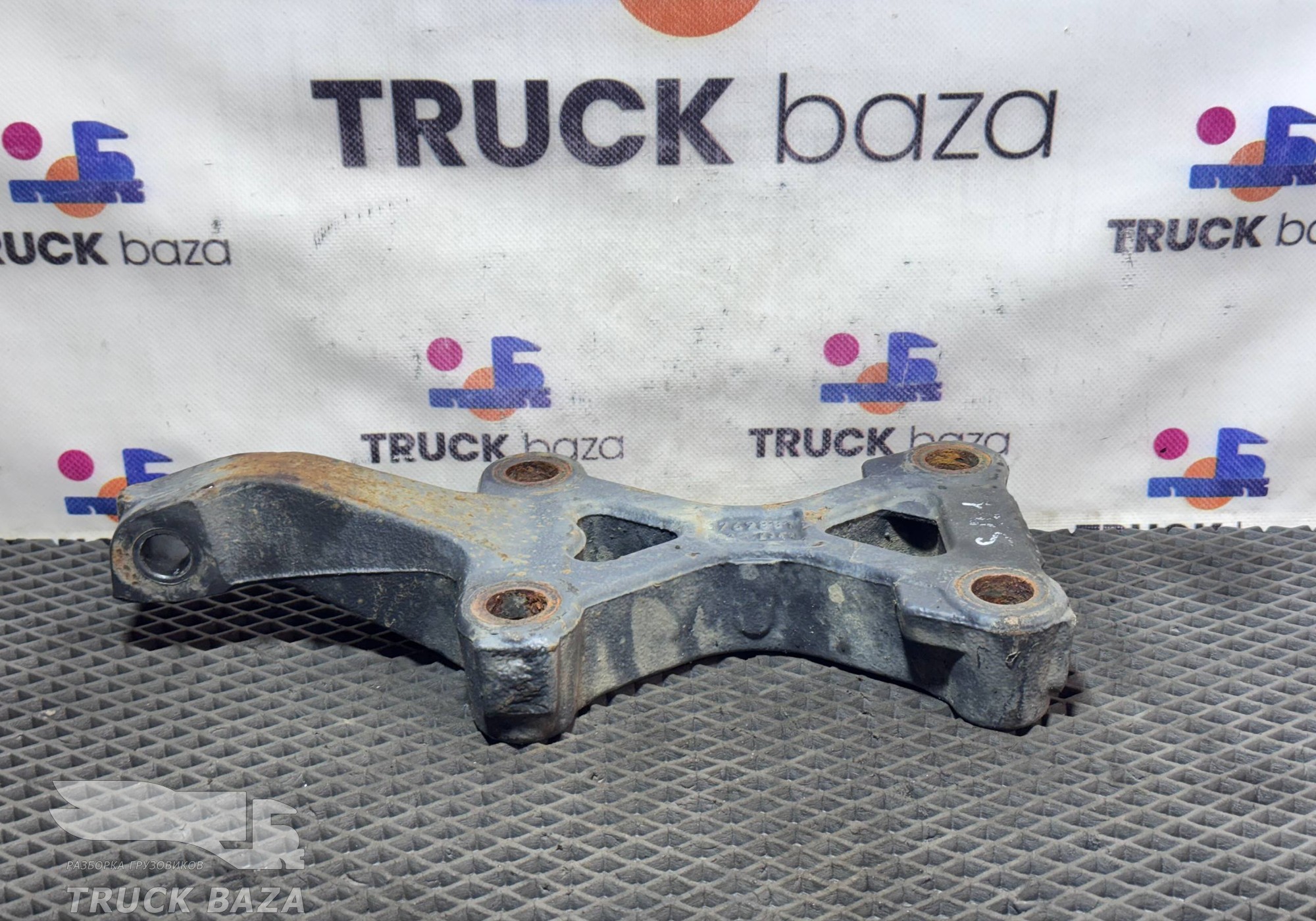 1769881 Кронштейн заднего амортизатора левый для Scania