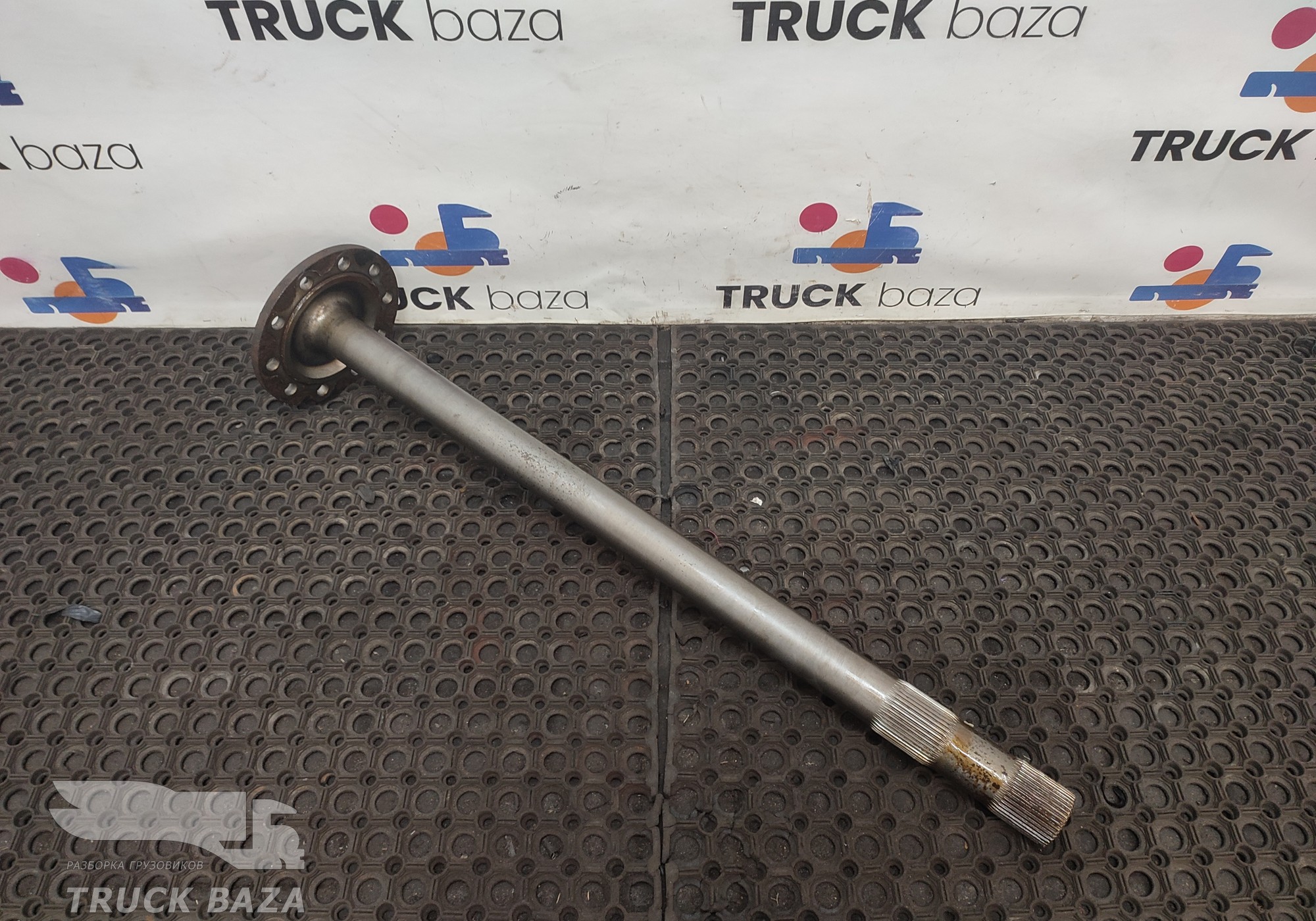 9483570801 Полуось с блокировкой