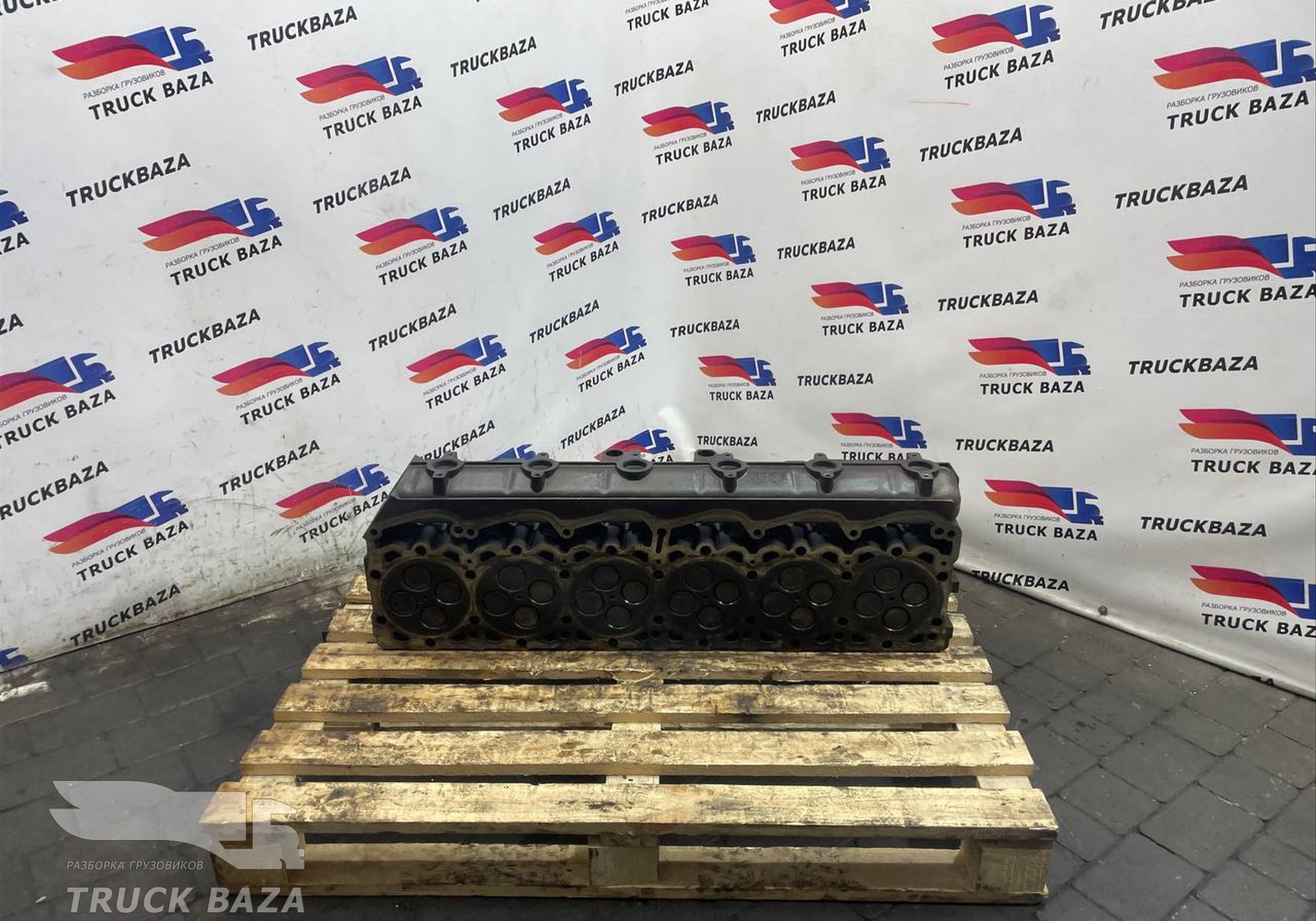 1695611 Головка блока цилиндров MX300 для Daf XF105 (с 2005)