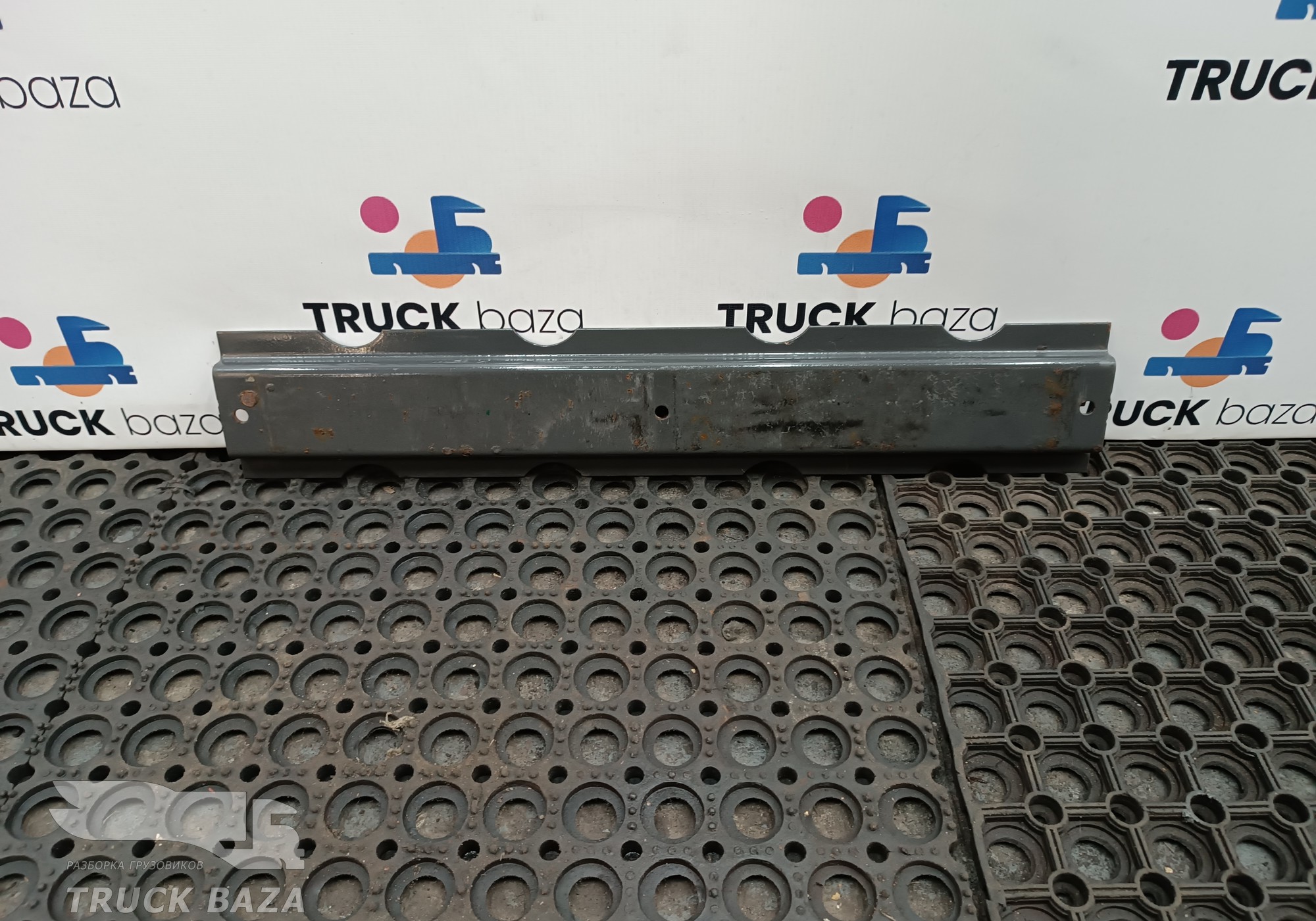 7420859330 Прижимная планка АКБ для Renault Premium