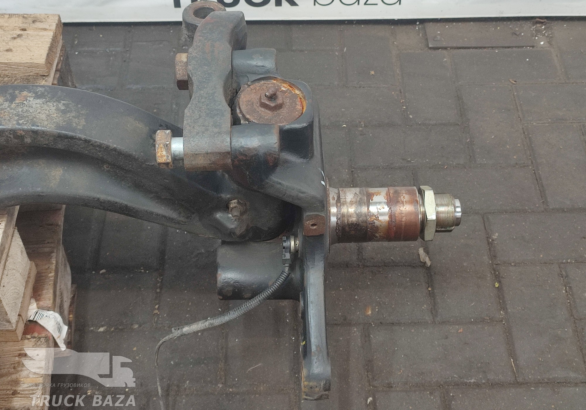 JC463106AA Кулак поворотный правый для Ford F-MAX (с 2018)