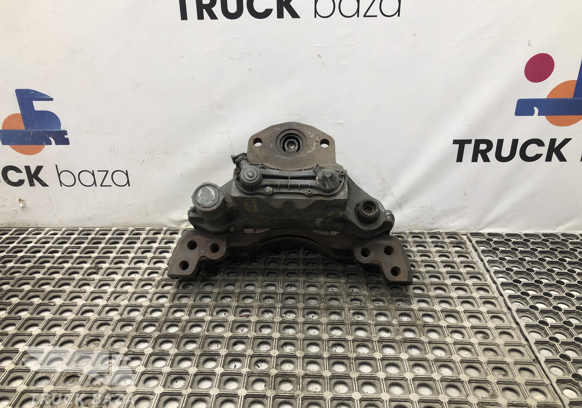 1658011 Суппорт передний левый / задний правый