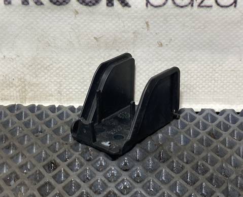 3086374 Накладка левой ручки двери для КАМАЗ 5490 (с 2013)