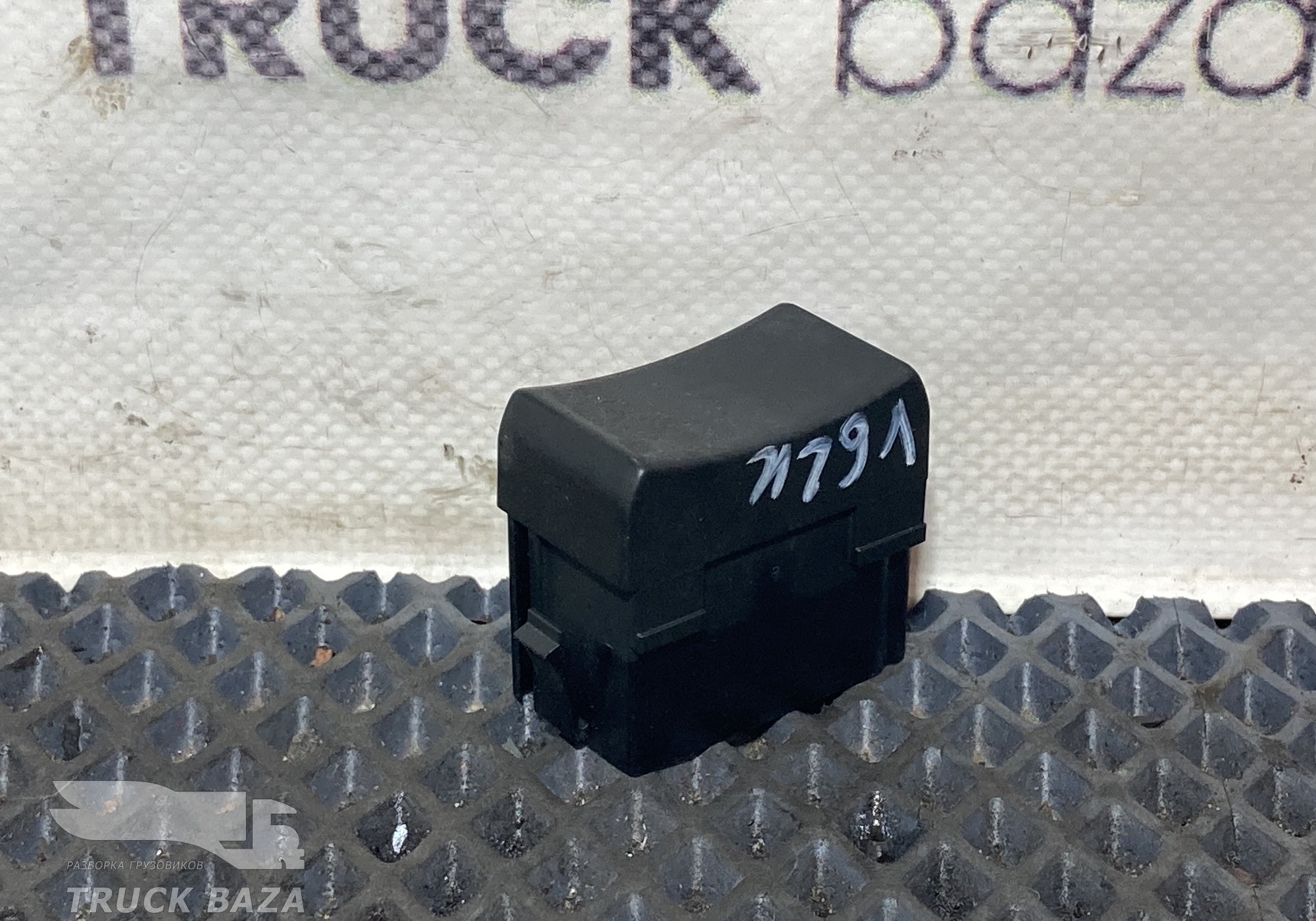 21211254 Заглушка кнопки для Volvo FH 4 (с 2012)