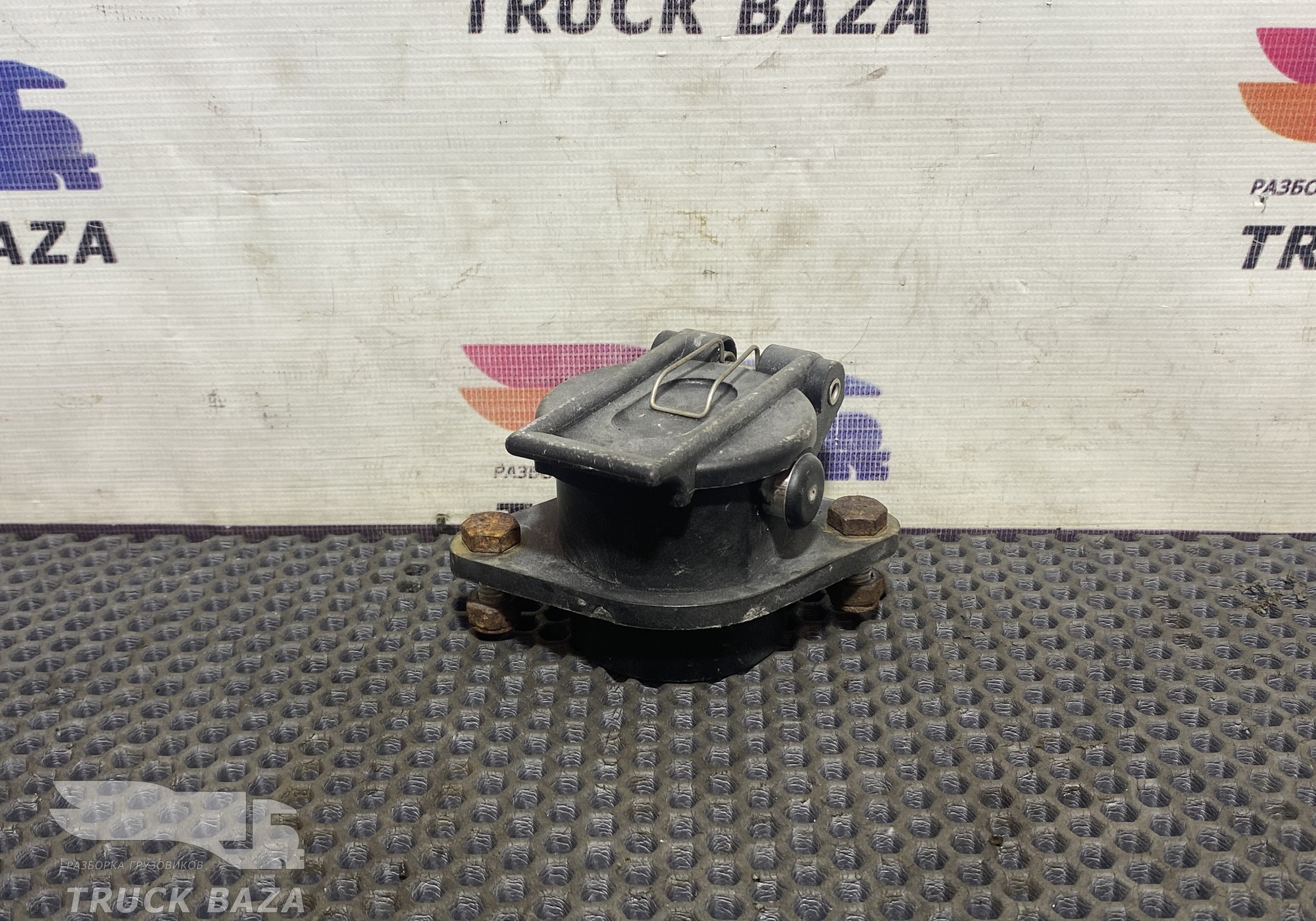 81254326042 Корпус розетки для Iveco EuroTech