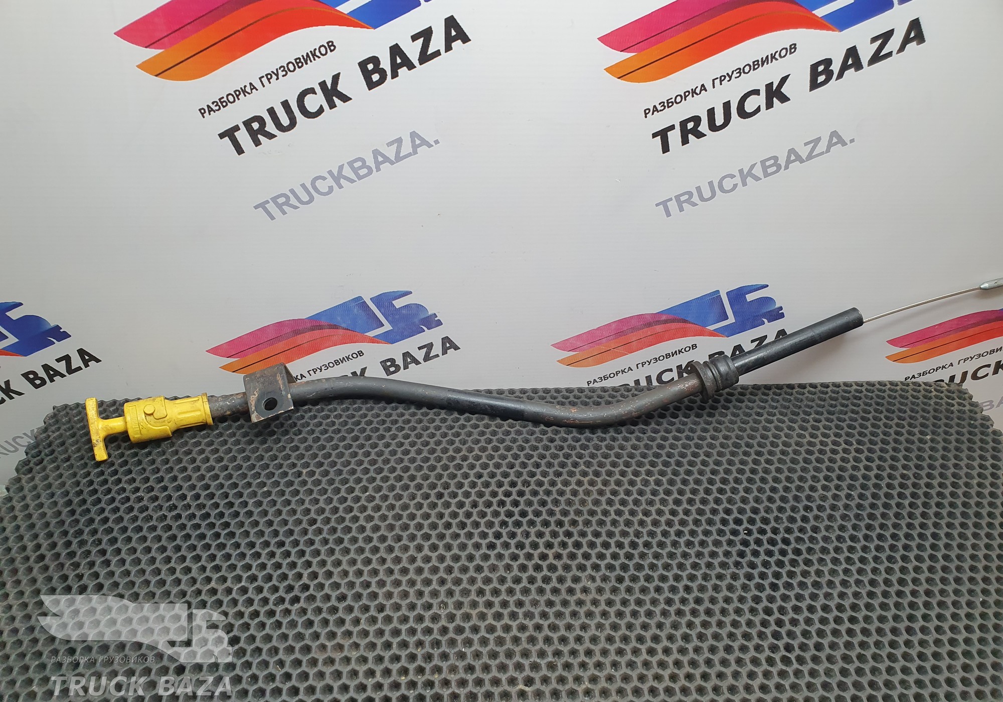 1746736 Щуп масляный