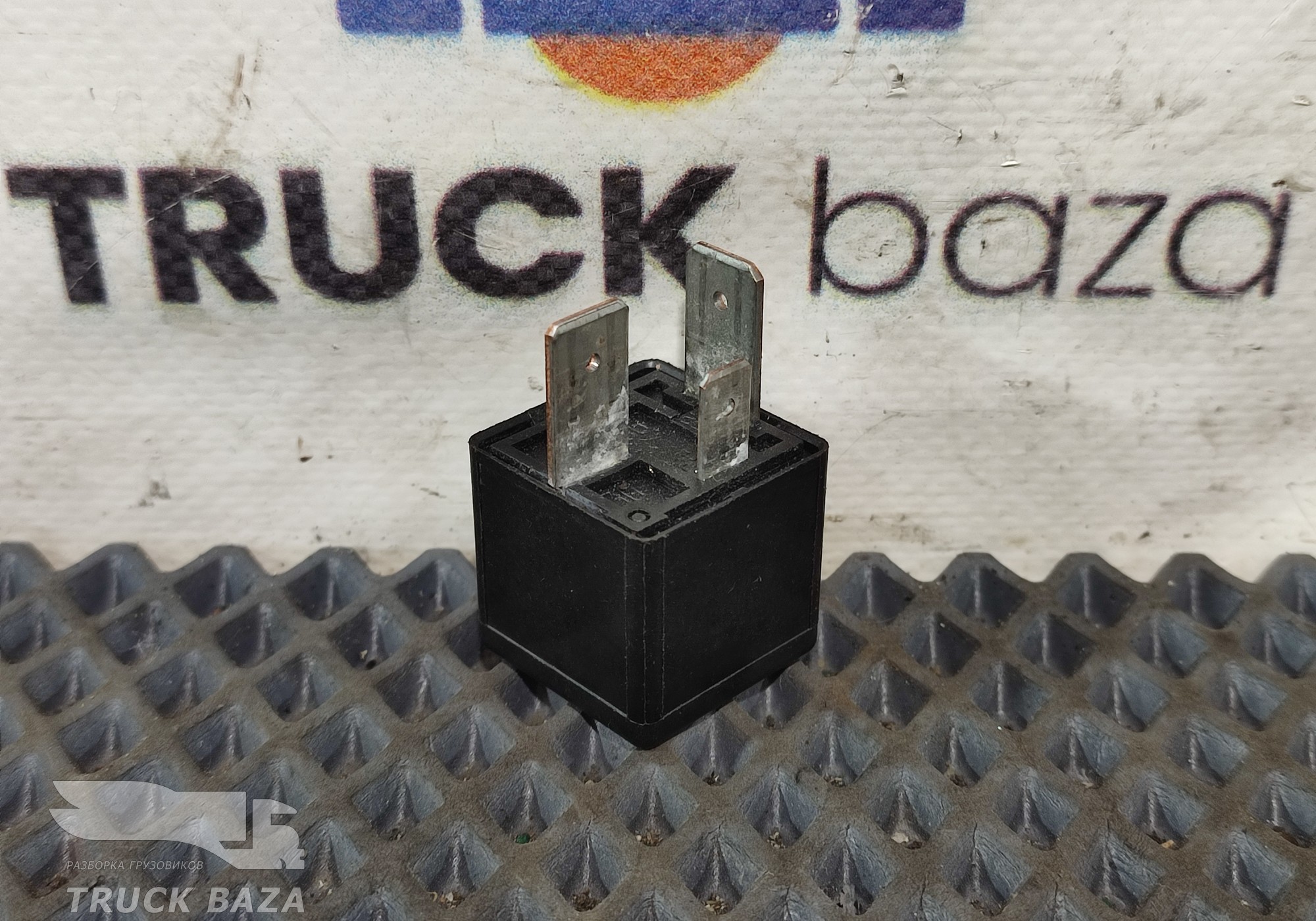 2420827 Реле 24V для Scania 5-series G (с 2004 по 2016)