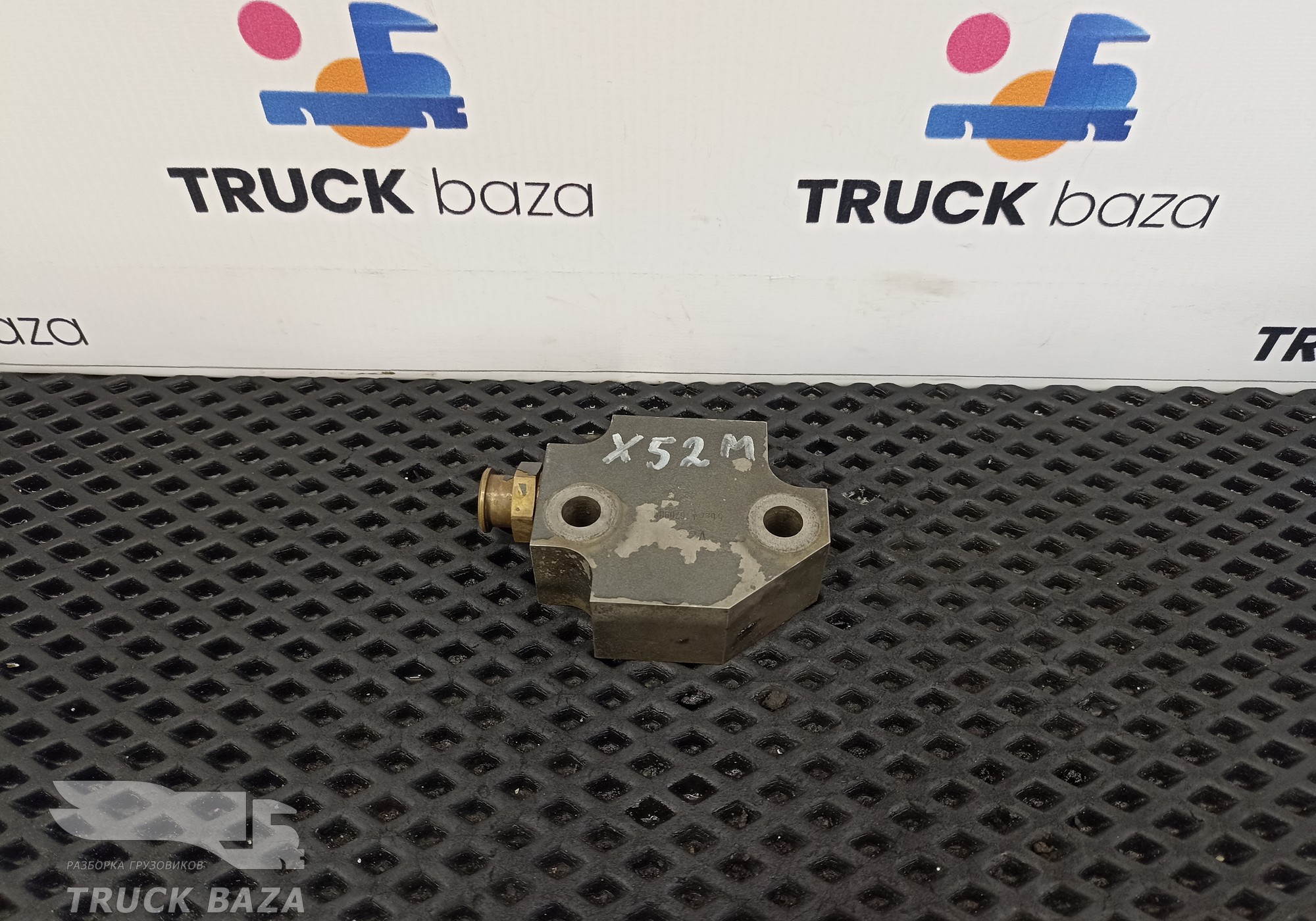 1670900 Клапан топливный обратный для Daf XF105