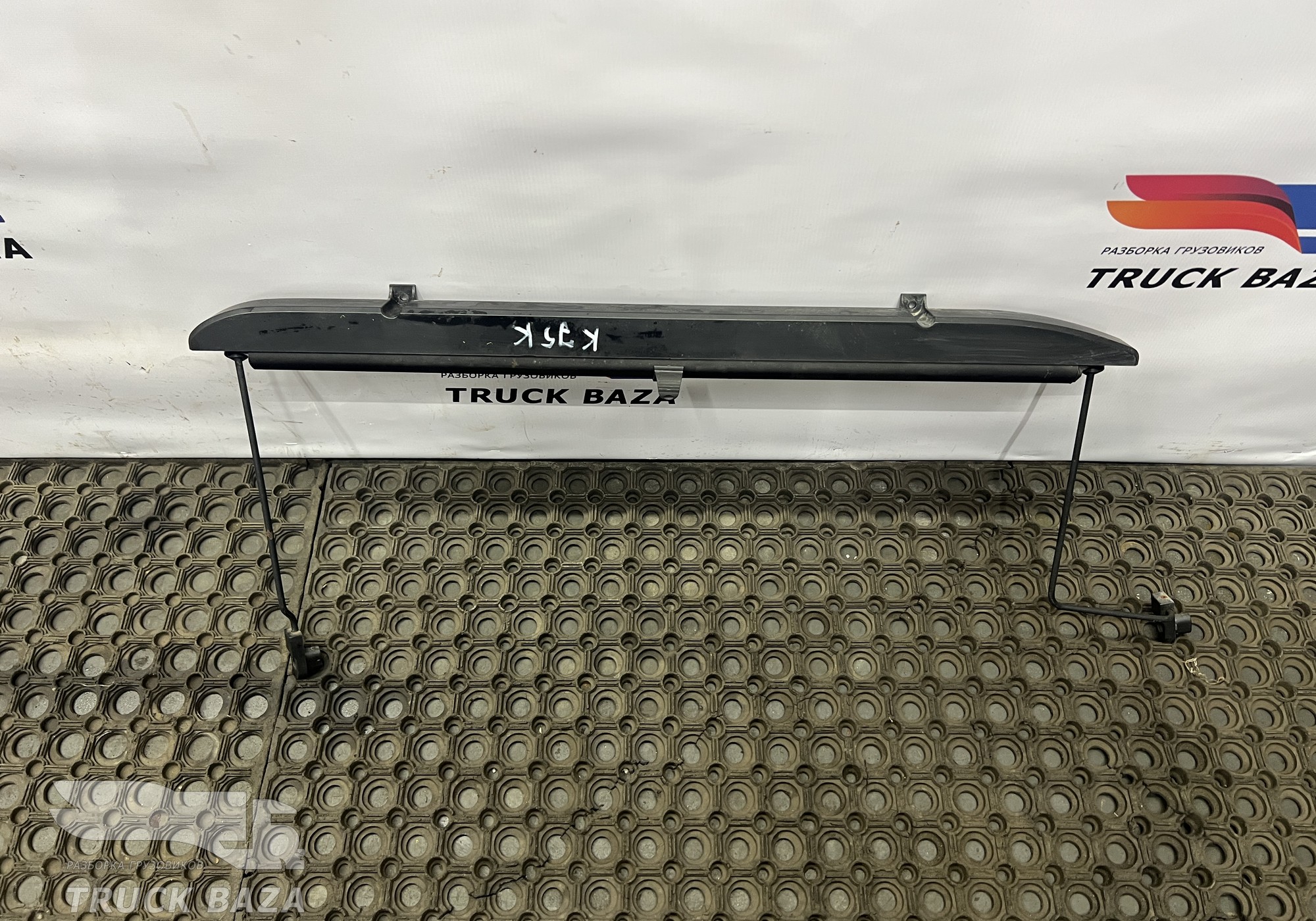 4678204201 Солнцезащитная шторка левая для КАМАЗ 54901