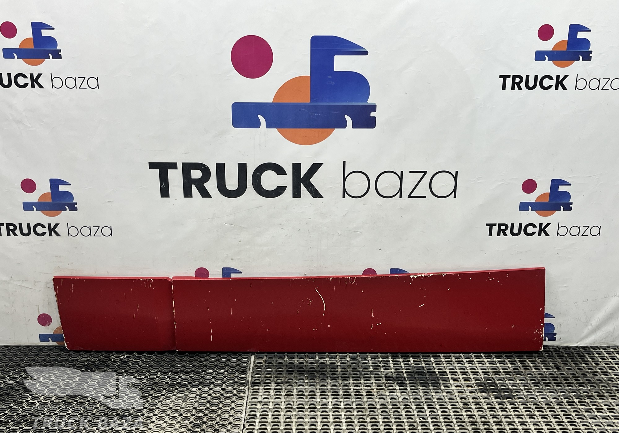 549018419147 Спойлер кабины боковой левый для КАМАЗ 54901