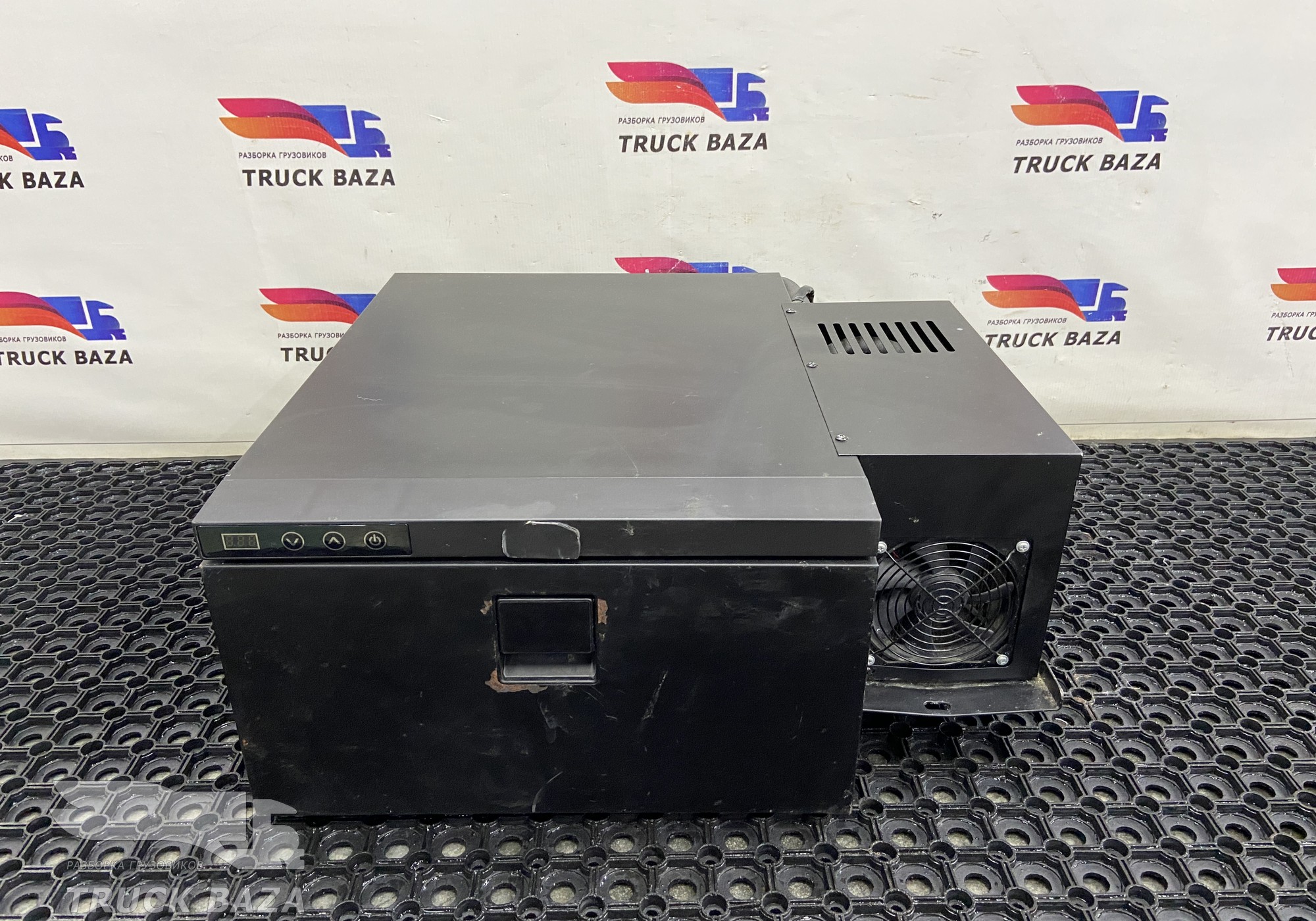 WG1662760001 Холодильник для Sinotruk Sitrak C7H