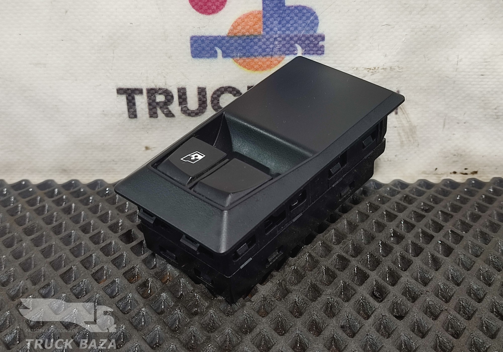 21647442 Блок управления стеклоподъемниками правый для Renault T (с 2013)