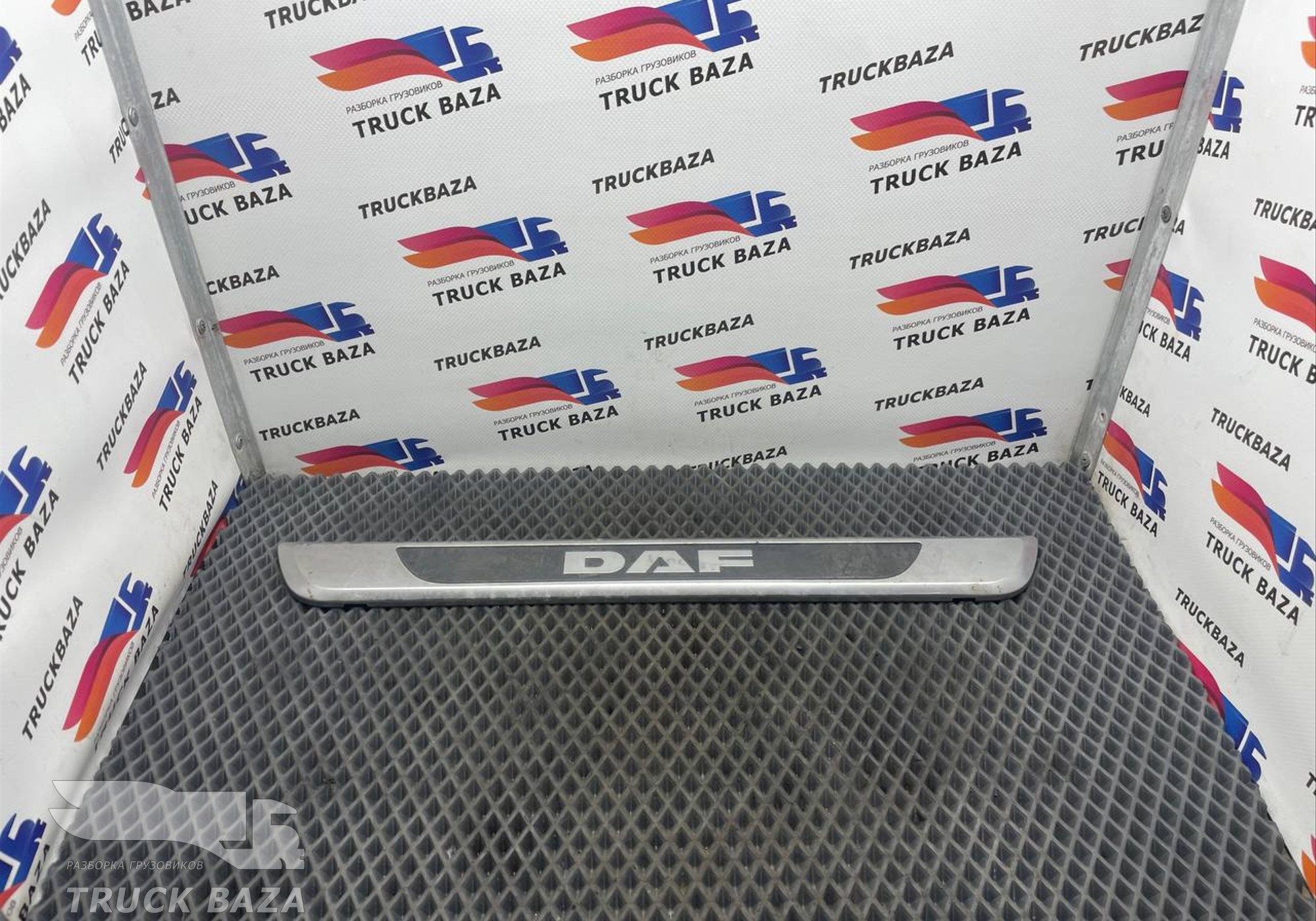 2140259 Эмблема Даф для Daf XF106 (с 2013 по 2023)