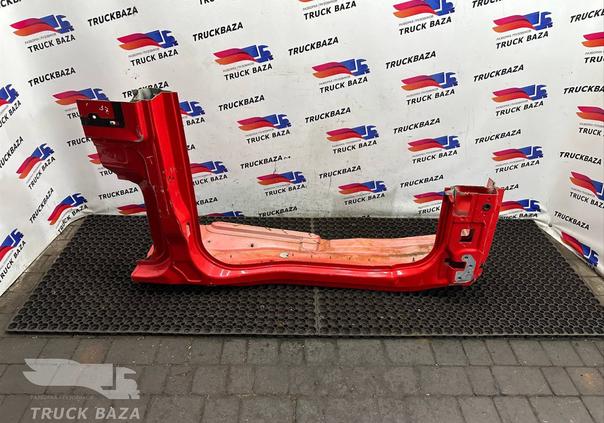 Четверть кабины для Renault T (с 2013)