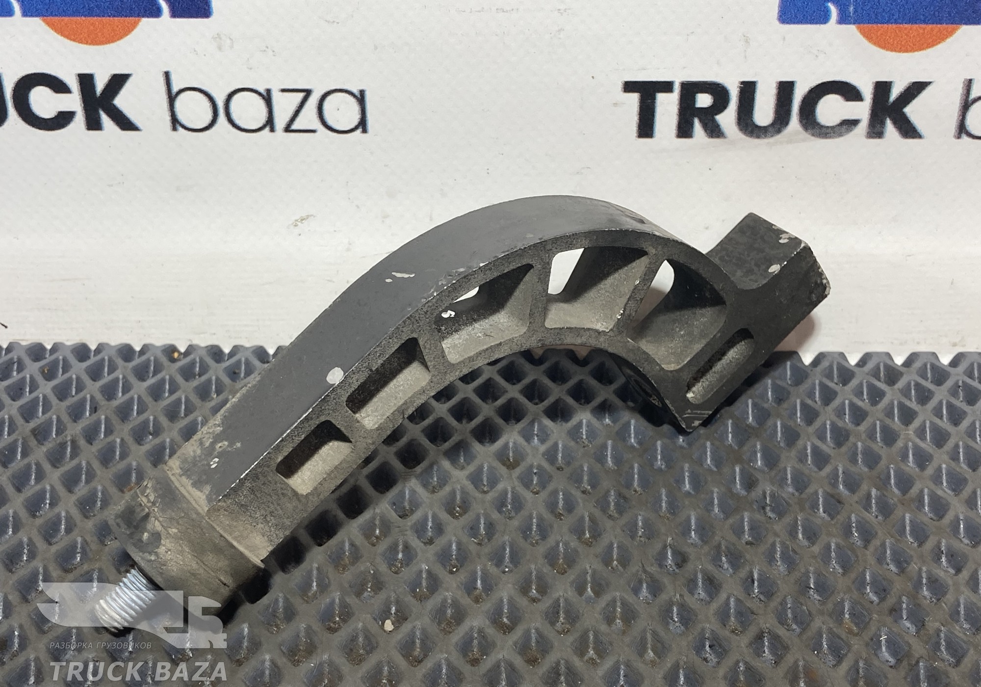 1801540 Кронштейн кольца диффузора