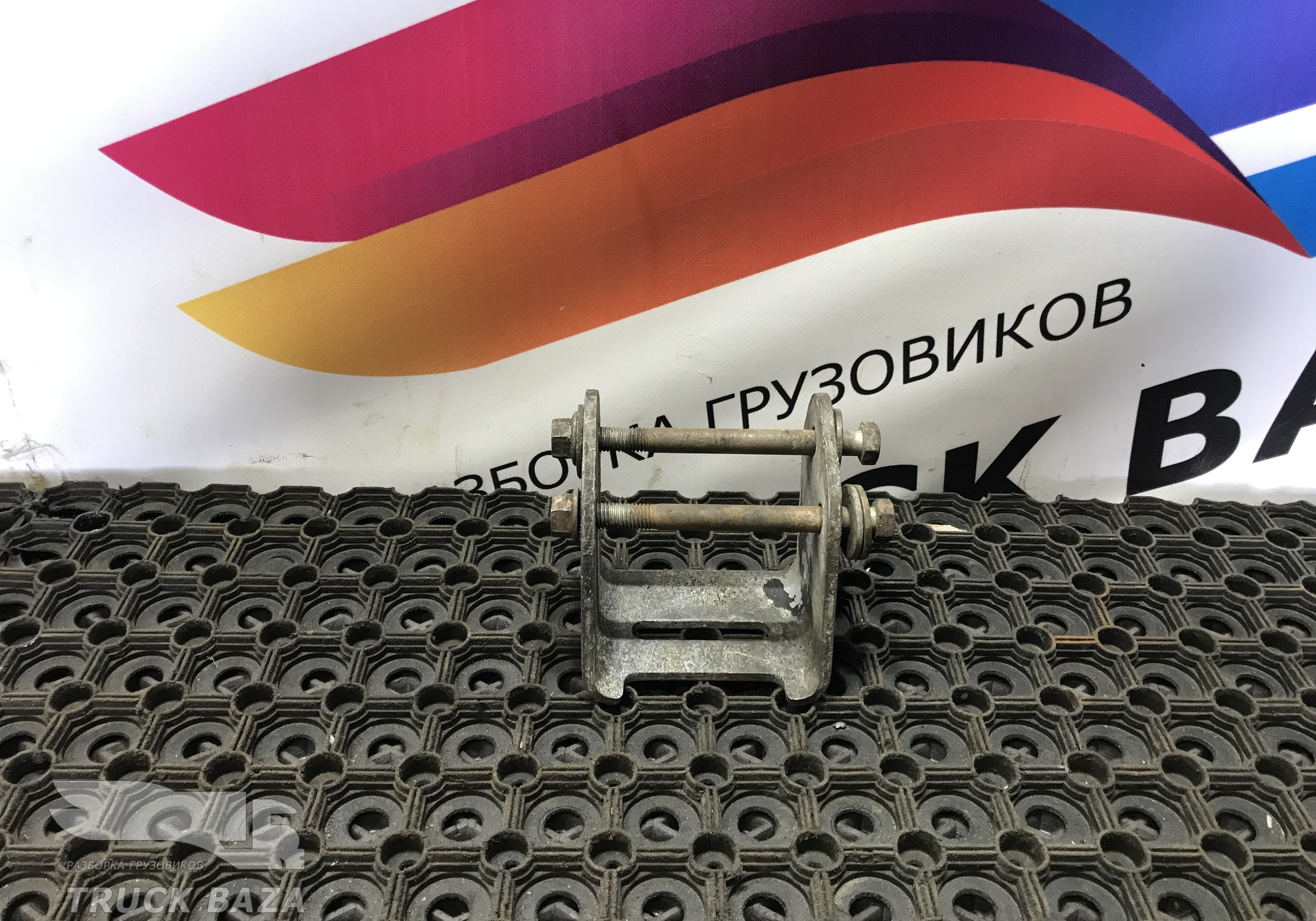 1614604 Кронштейн КПП для Volvo FE/FL FL7 (с 1985 по 1998)