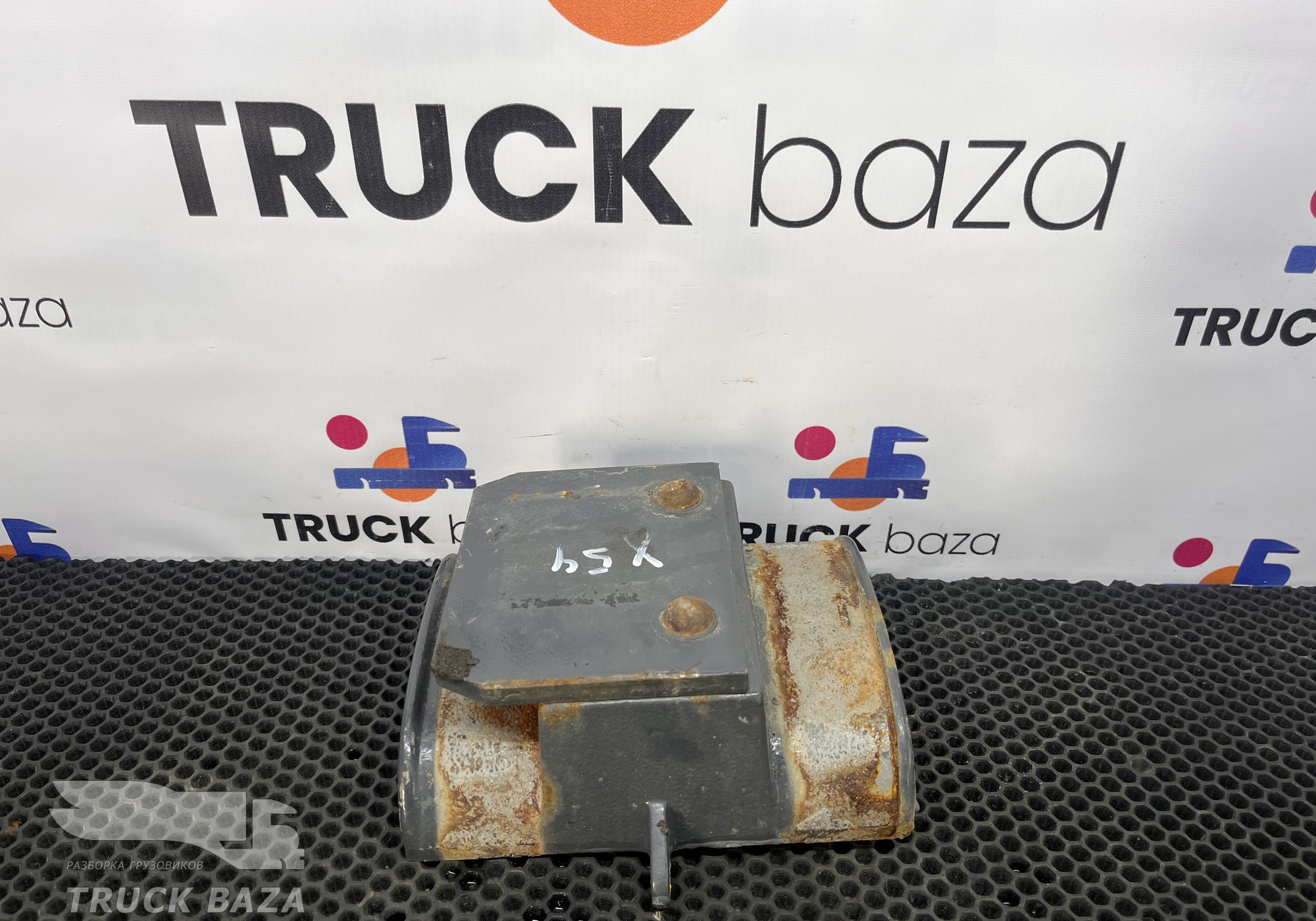0961983 Проставка стремянки задней рессоры для Daf CF II (с 2006 по 2013)