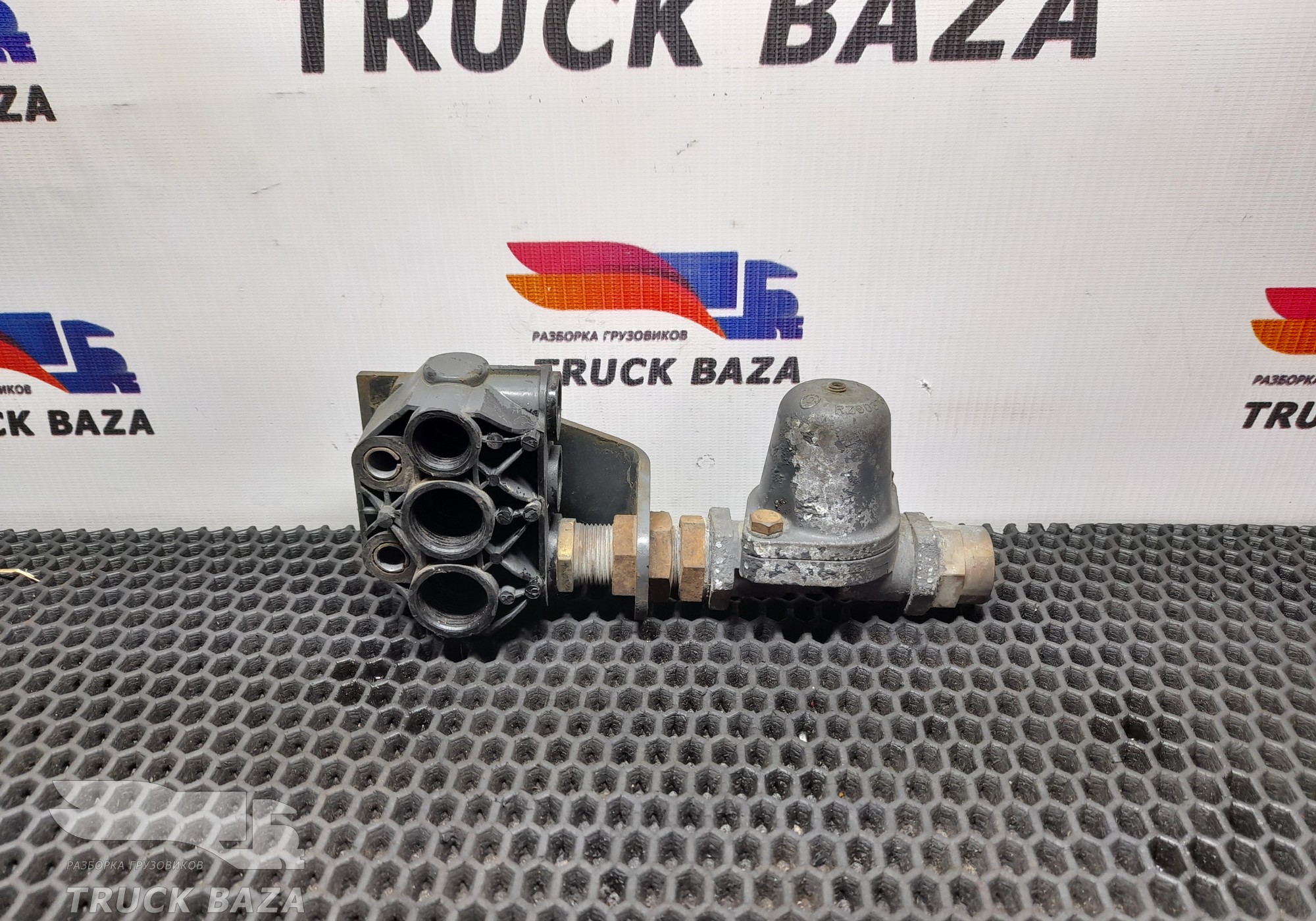 1643203 Клапан ускорительный для Daf 95XF