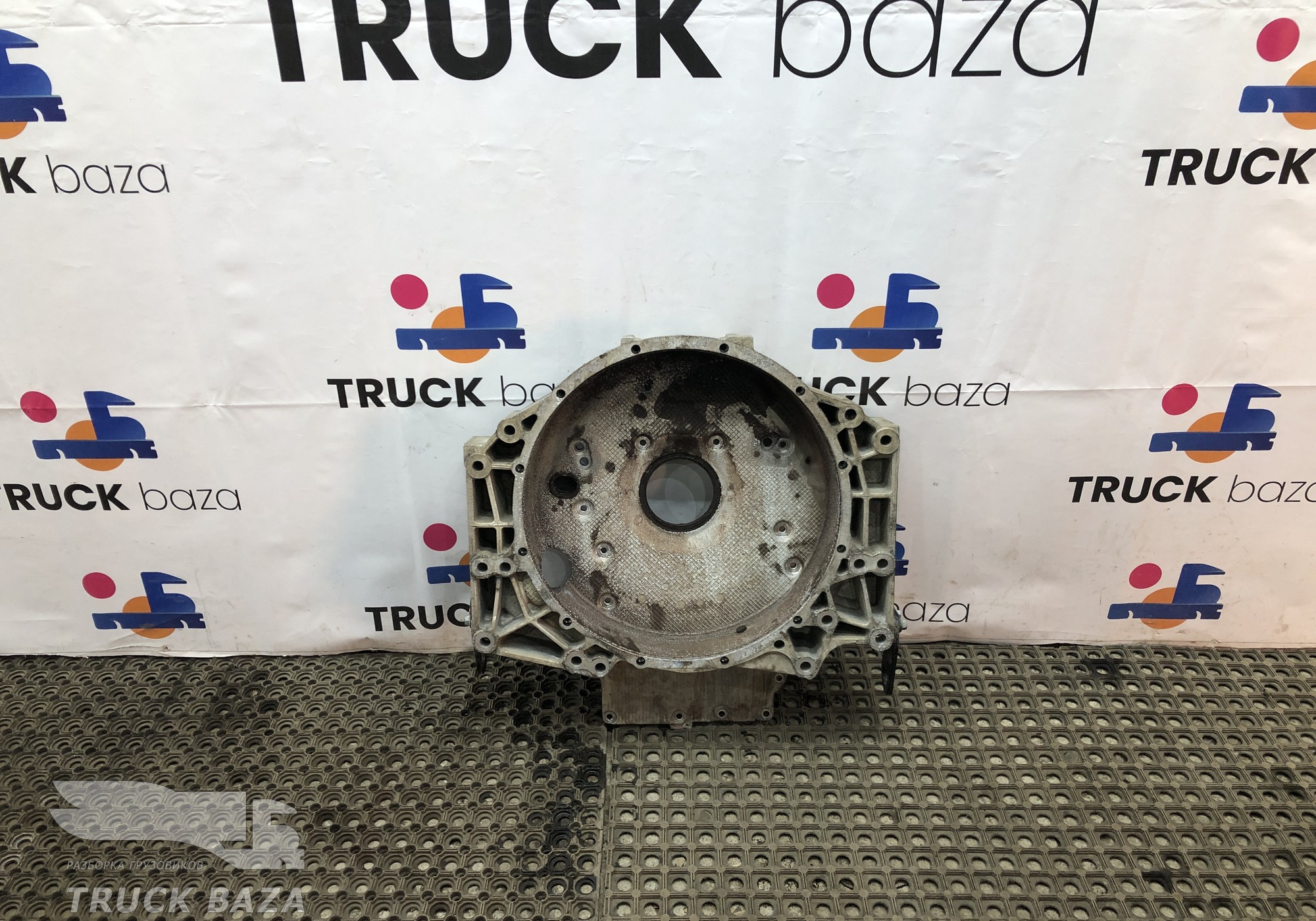 51014013286 Кожух маховика для Man