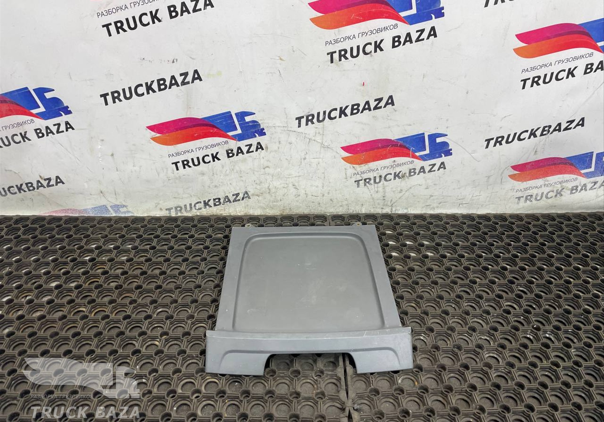 1921807 Столик торпедо для Daf XF105 (с 2005)