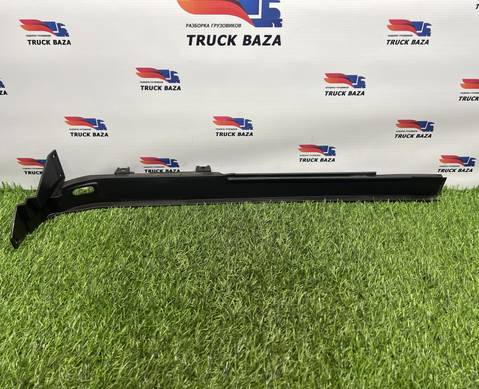 549015302134 Накладка стойки правая для КАМАЗ 54901