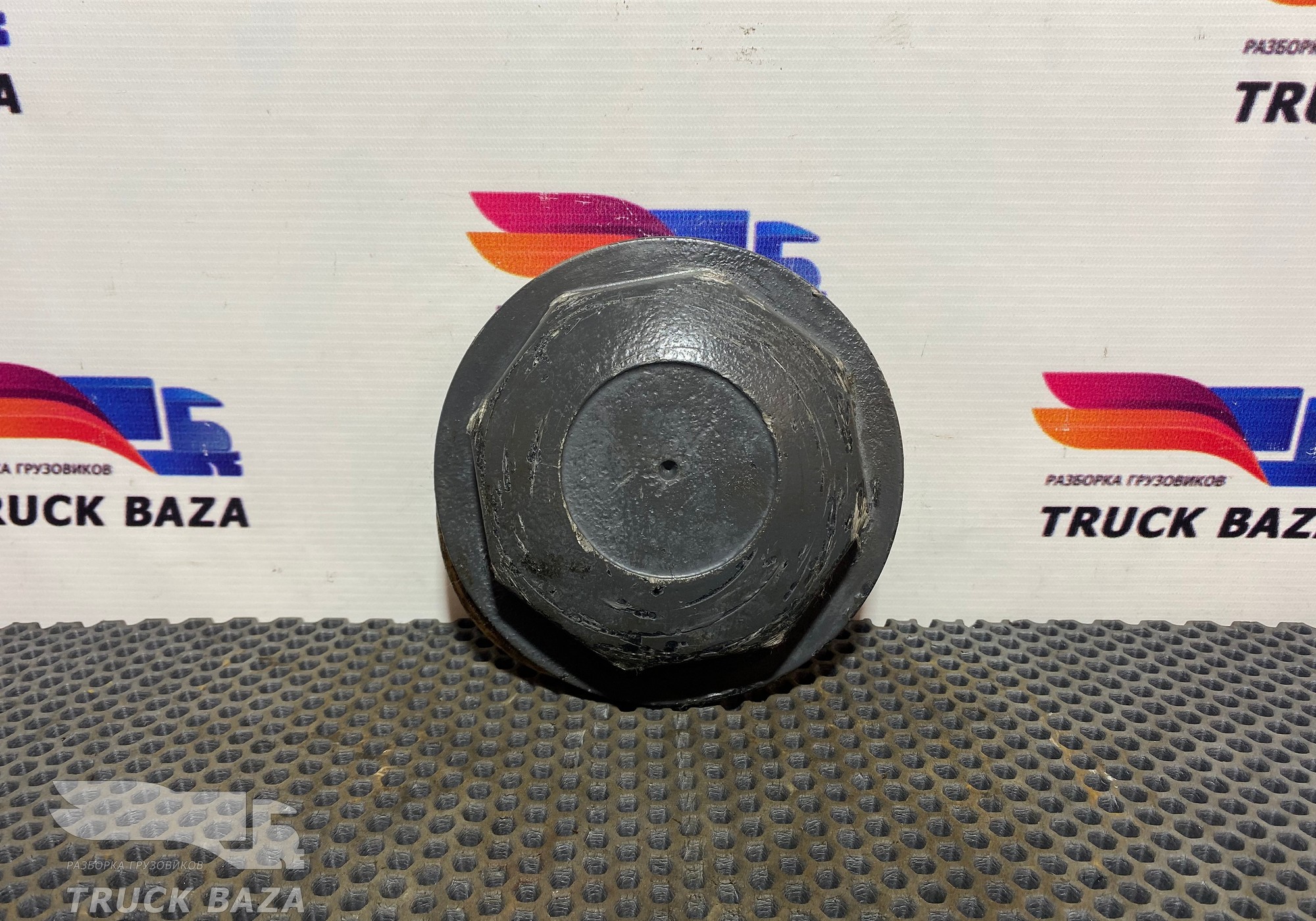21302471 Крышка ступицы передней для Renault T