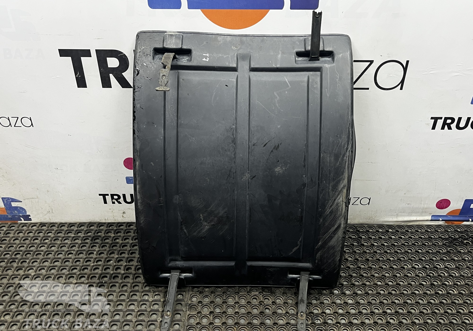 WG9925955070 Крыло заднее верхняя часть для Sinotruk Sitrak C7H