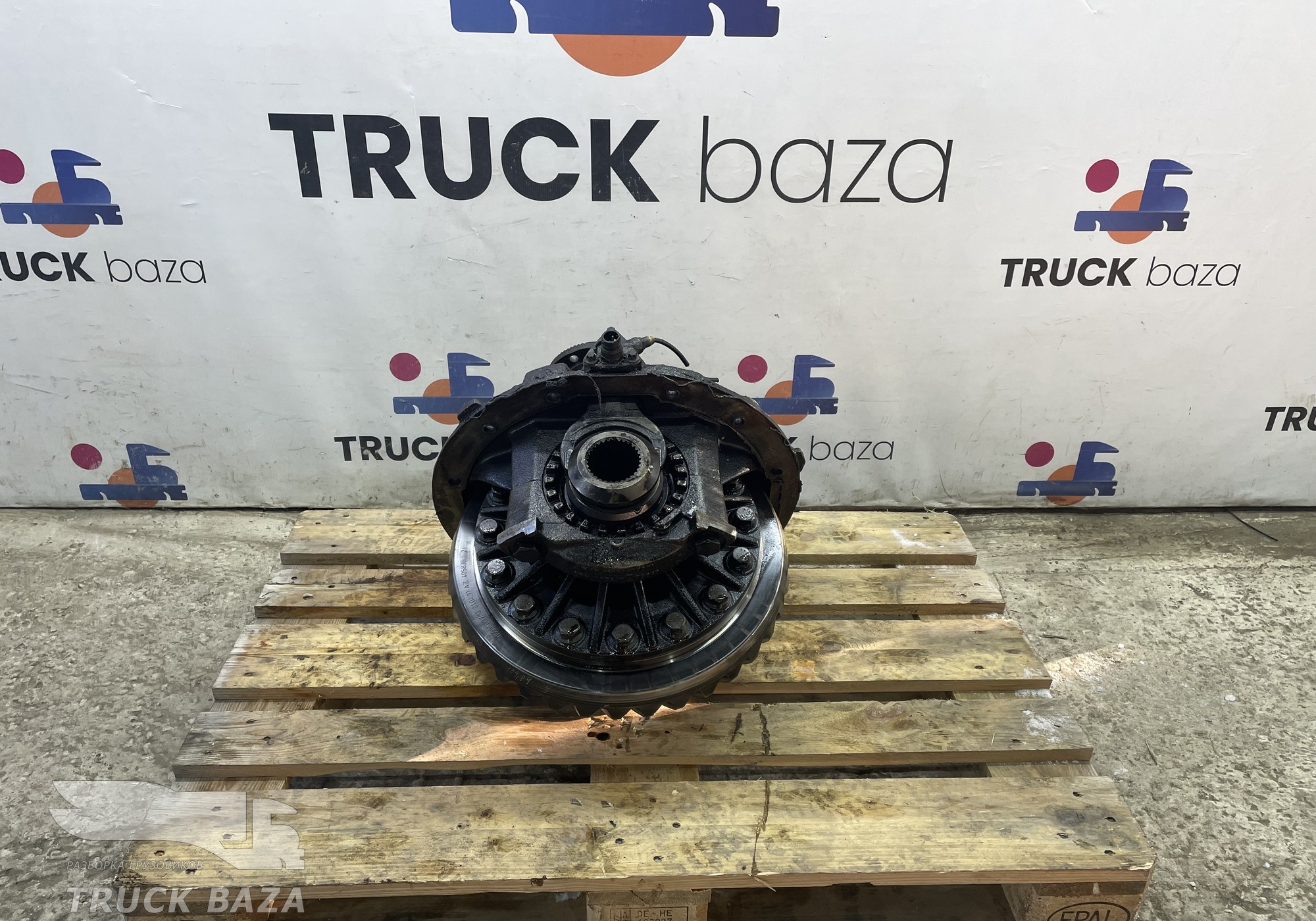 81350106255 Редуктор заднего моста HY-1350 3.083