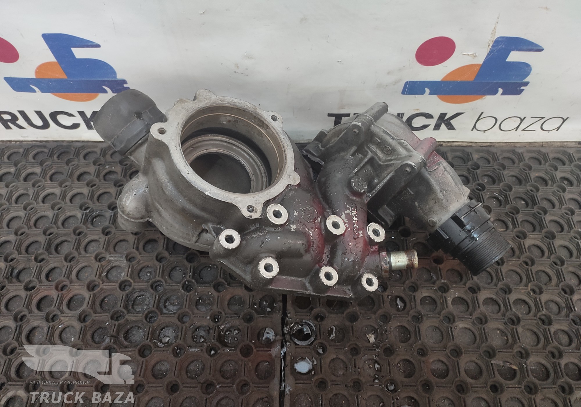 1678005 Корпус водяного насоса для Daf XF105 (с 2005)