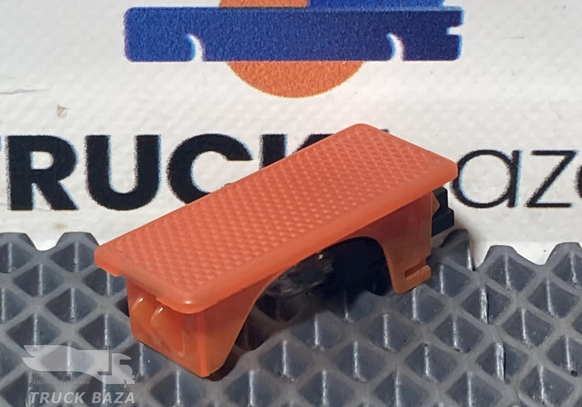 1872959 Плафон салонный для Daf XF105 (с 2006 по 2020)