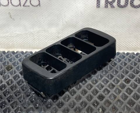 A9406800034 Рамка кнопок для КАМАЗ 5490 (с 2013)