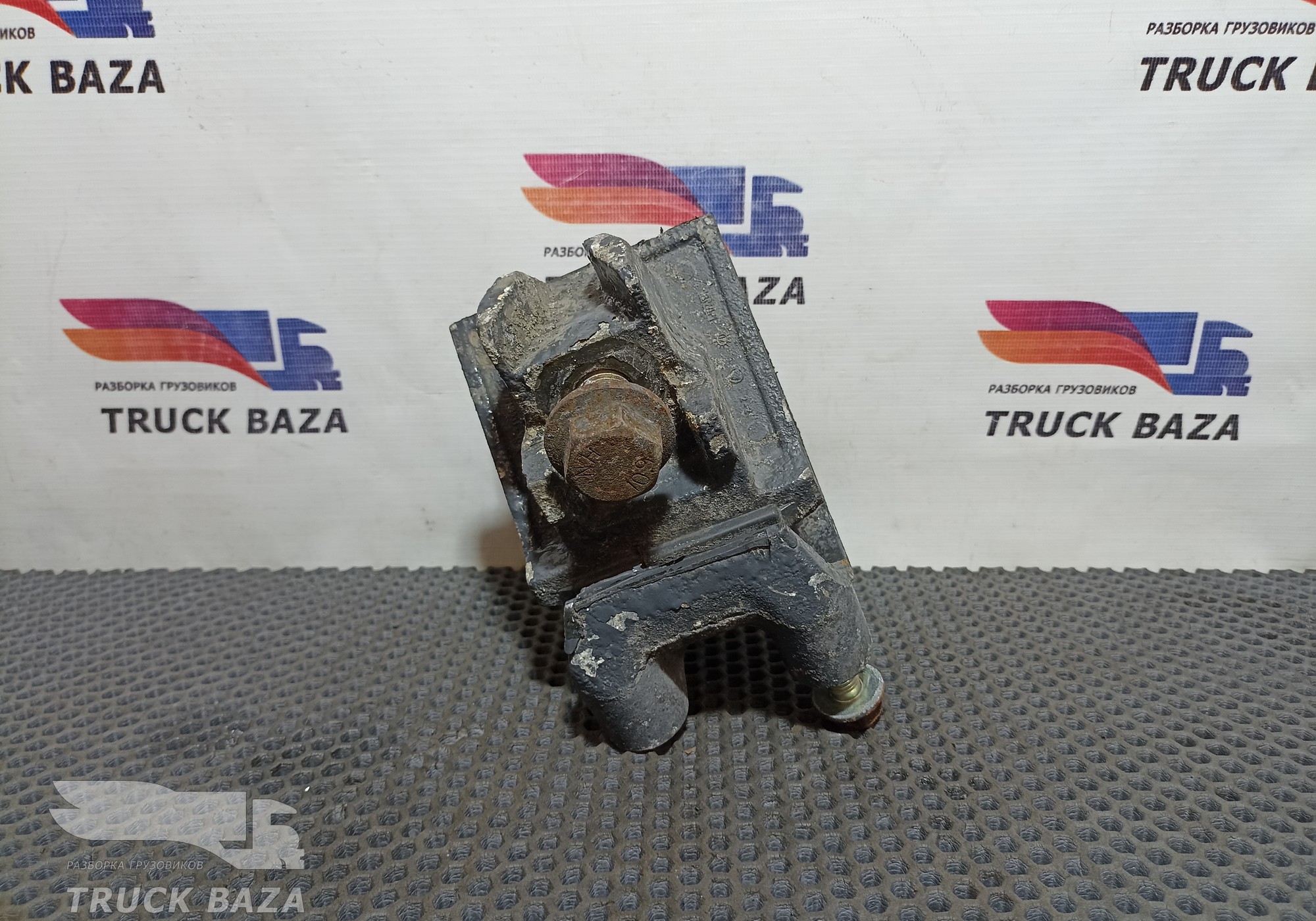 1806735 Подушка двигателя передняя для Daf CF II (с 2006 по 2013)