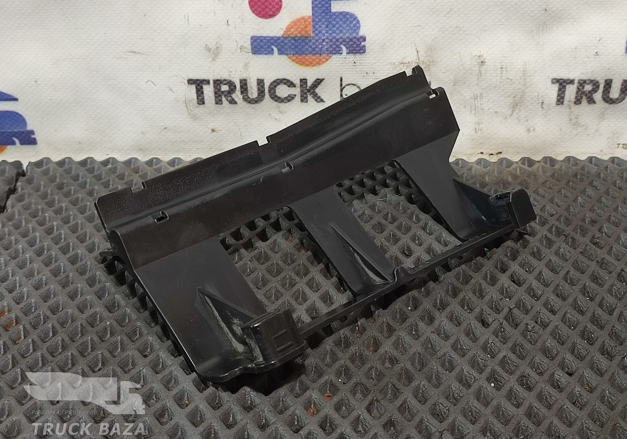 21394942 Накладка кабины для Renault T (с 2013)