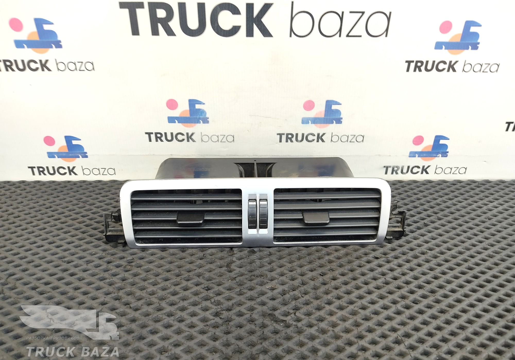 81619506071 Дефлектор воздушный для Man