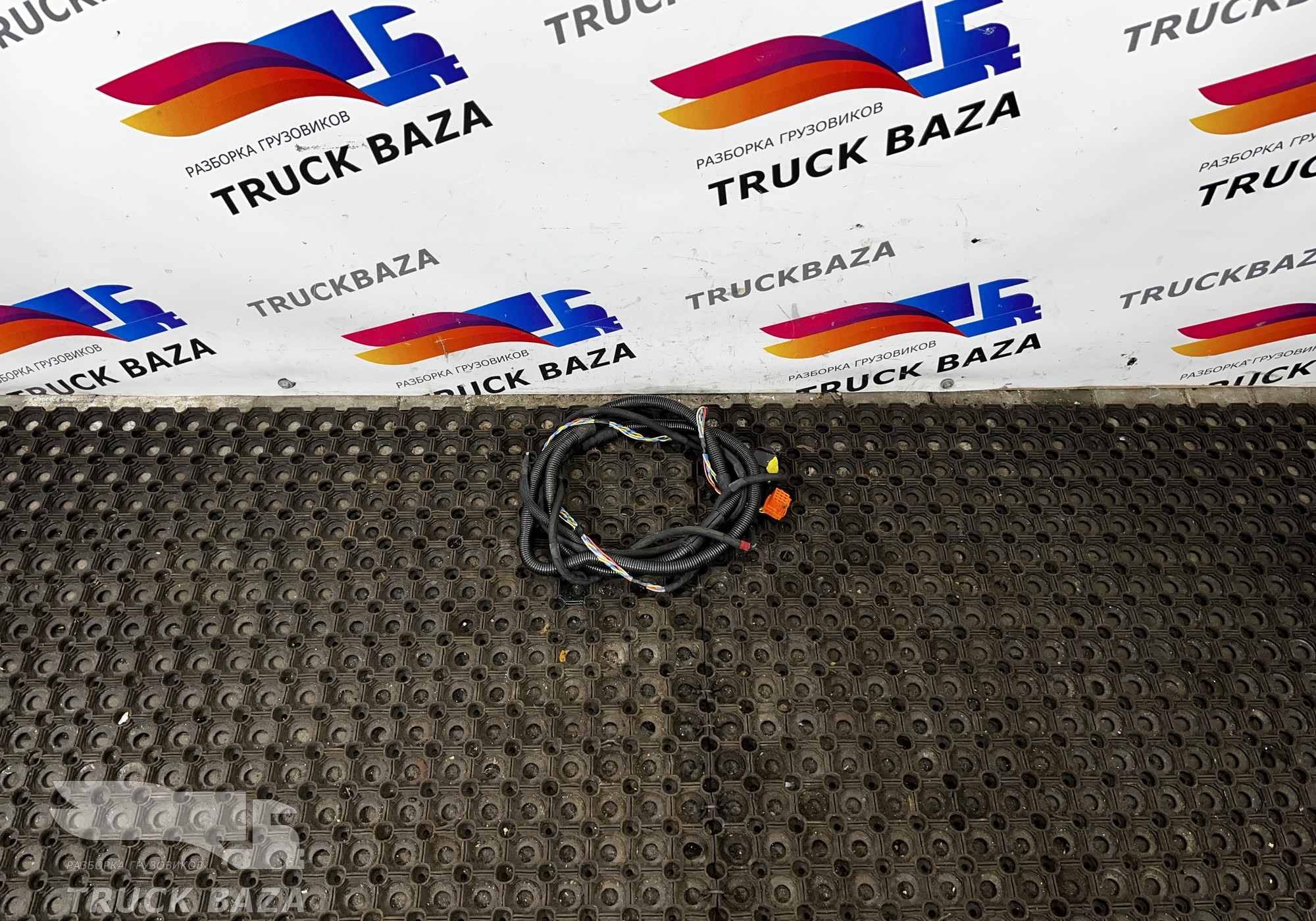 2108467 Проводка шасси для Daf XF106 (с 2012)