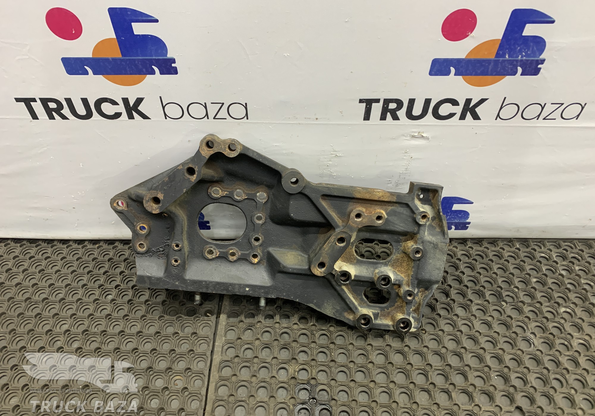 652072806002 Кронштейн рессоры передней правый для КАМАЗ 5490 (с 2013)