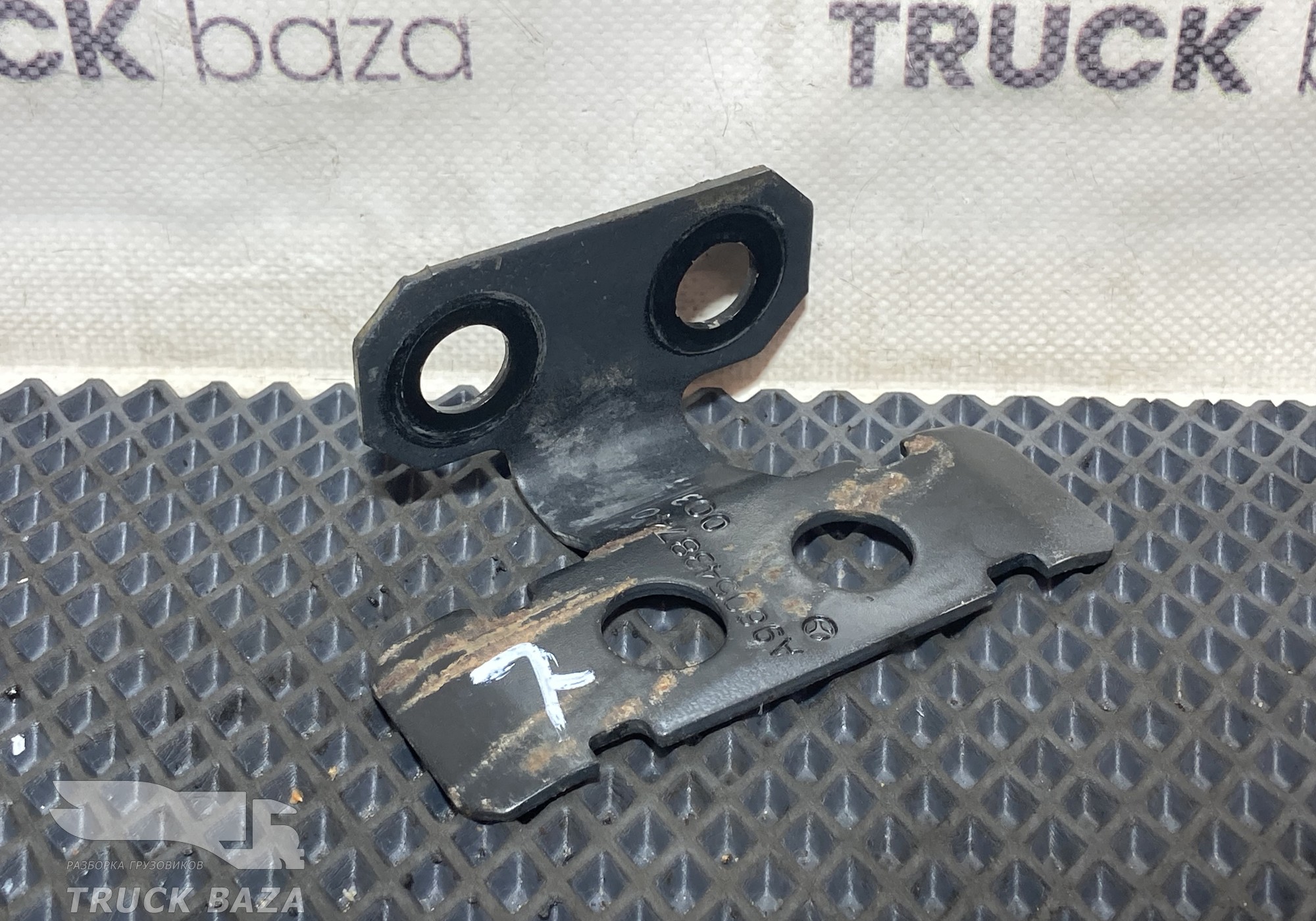 9605438740 Кронштейн проводки для Mercedes-Benz Actros New Actros MP4 (с 2011)