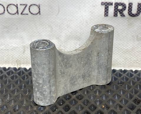 810W628210027 Проставка соединительной планки кабины для Sinotruk Sitrak C7H