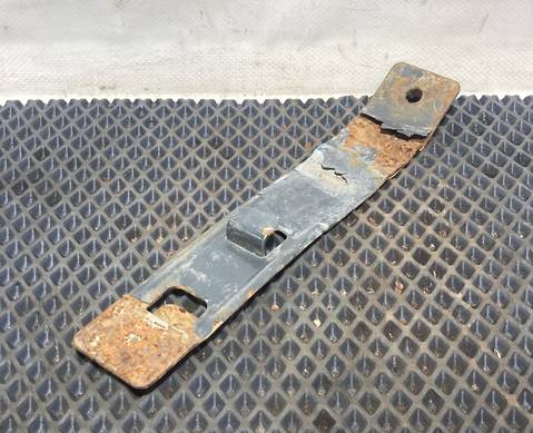 1383520 Кронштейн крыла заднего для Scania