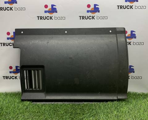 504093403 Накладка на торпедо нижняя правая для Iveco Stralis II Hi-Way (с 2012)